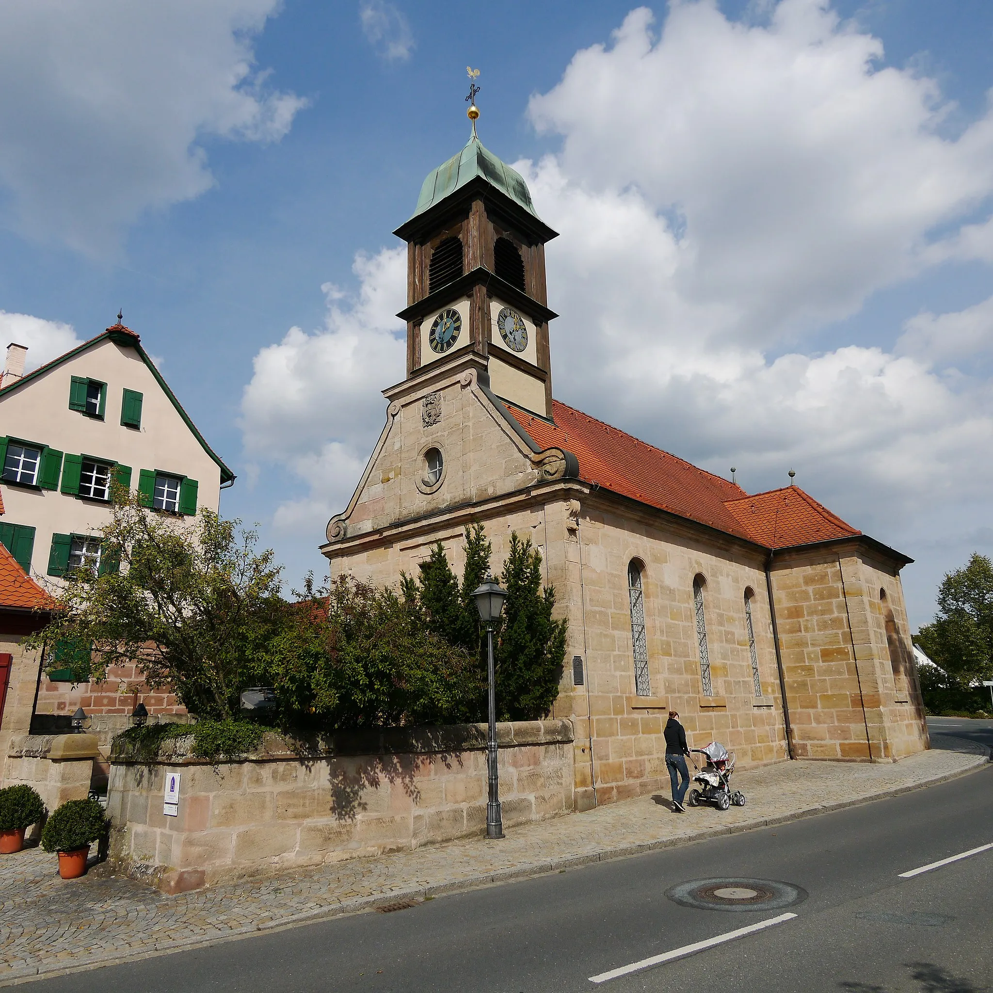 Photo showing: Ev. Pfarrkirche St. Magdalena in Behringersdorf