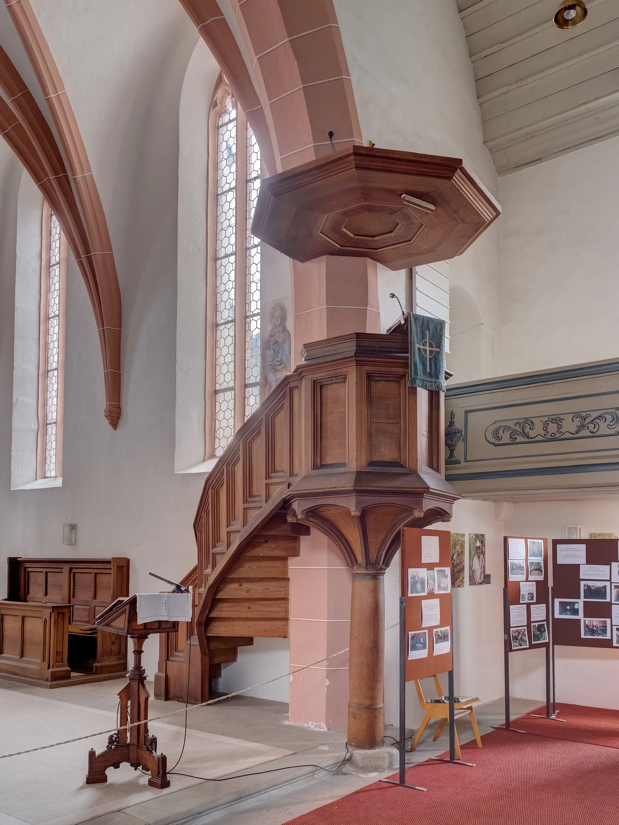Photo showing: Pulpit of the Evangelical Lutheran parish church in Mühlhausen (Mittelfranken)