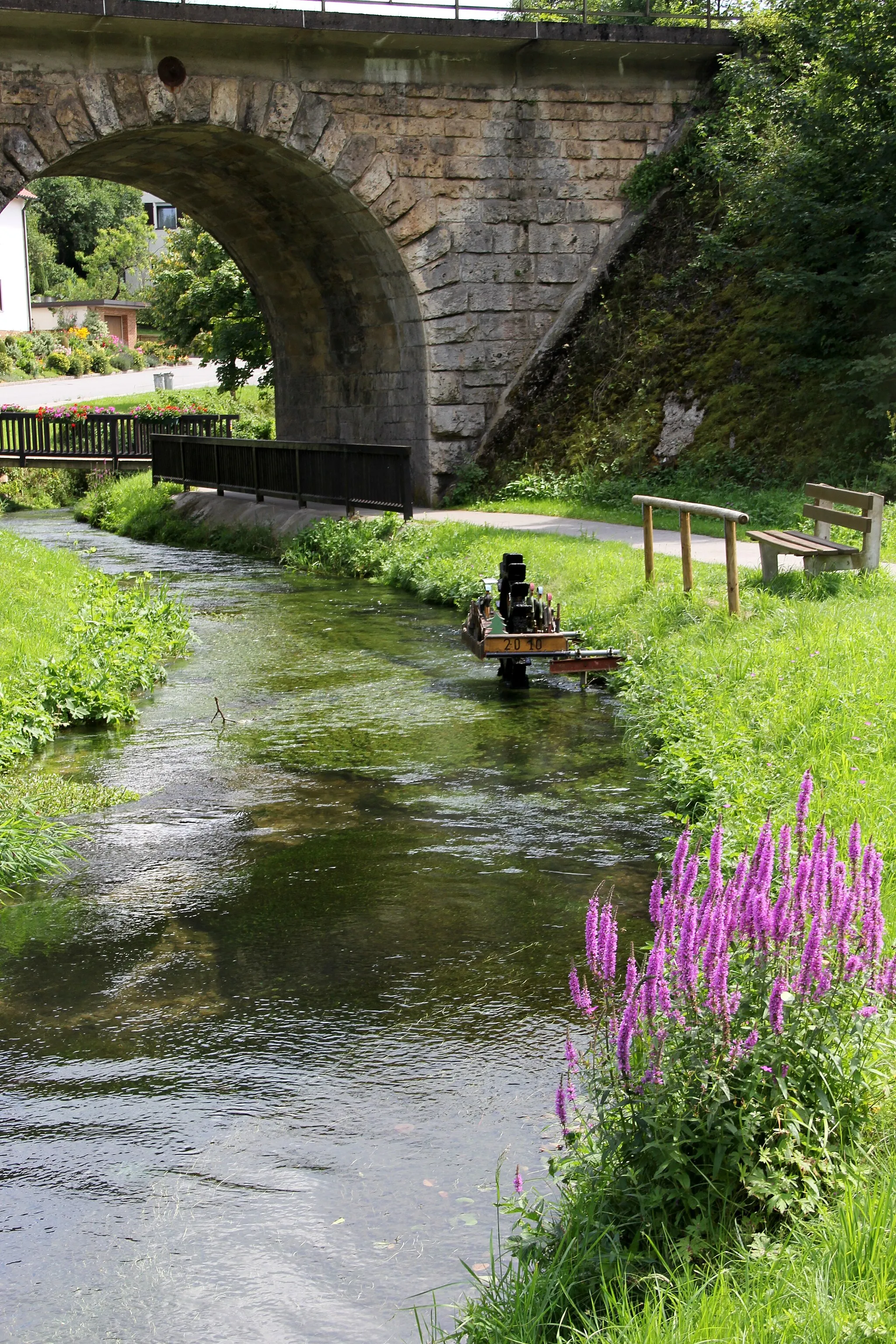 Photo showing: Etzelbach nahe Weigendorf