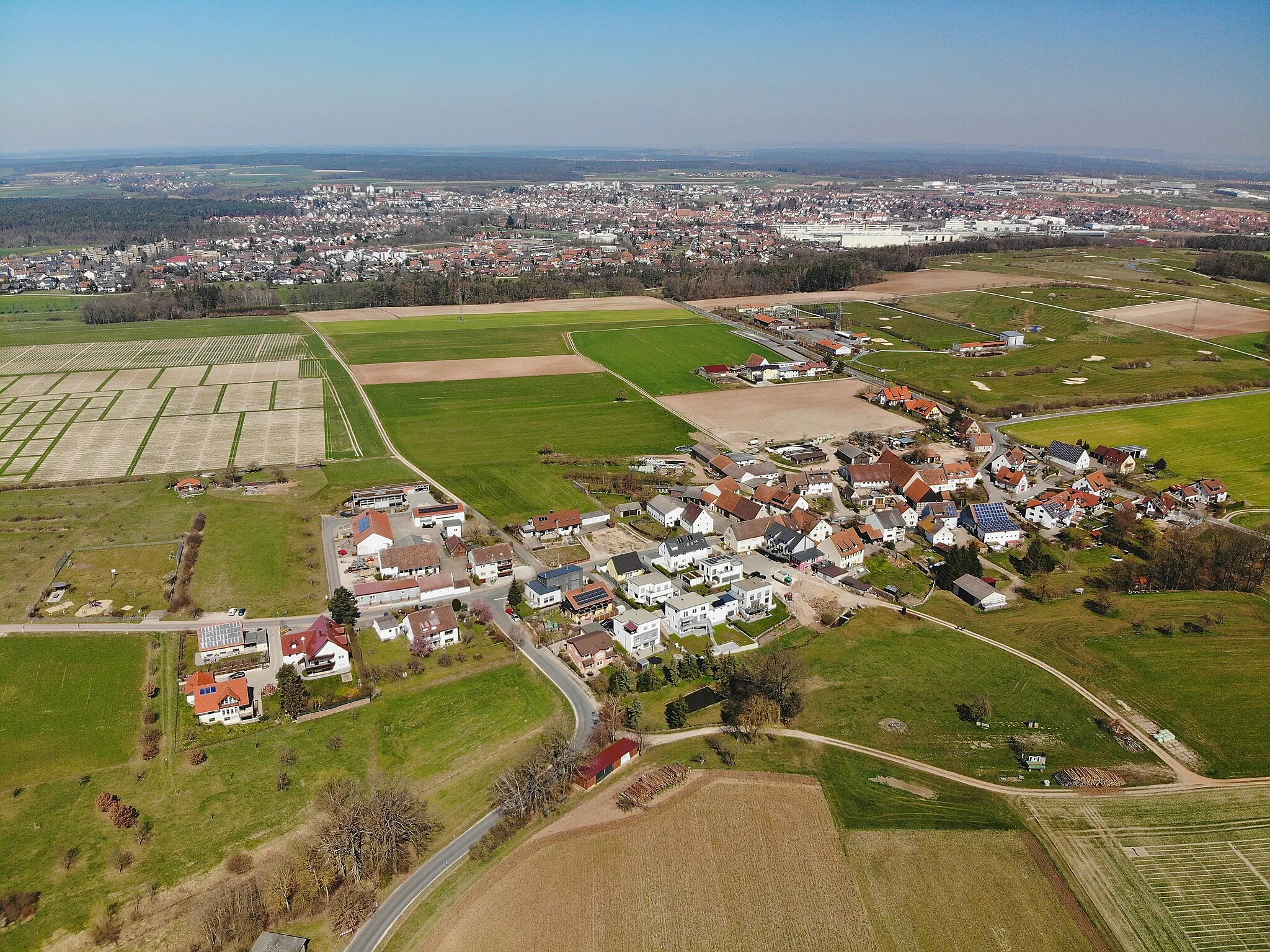 Photo showing: Burgstall (Herzogenaurach) Luftaufnahme (2020)