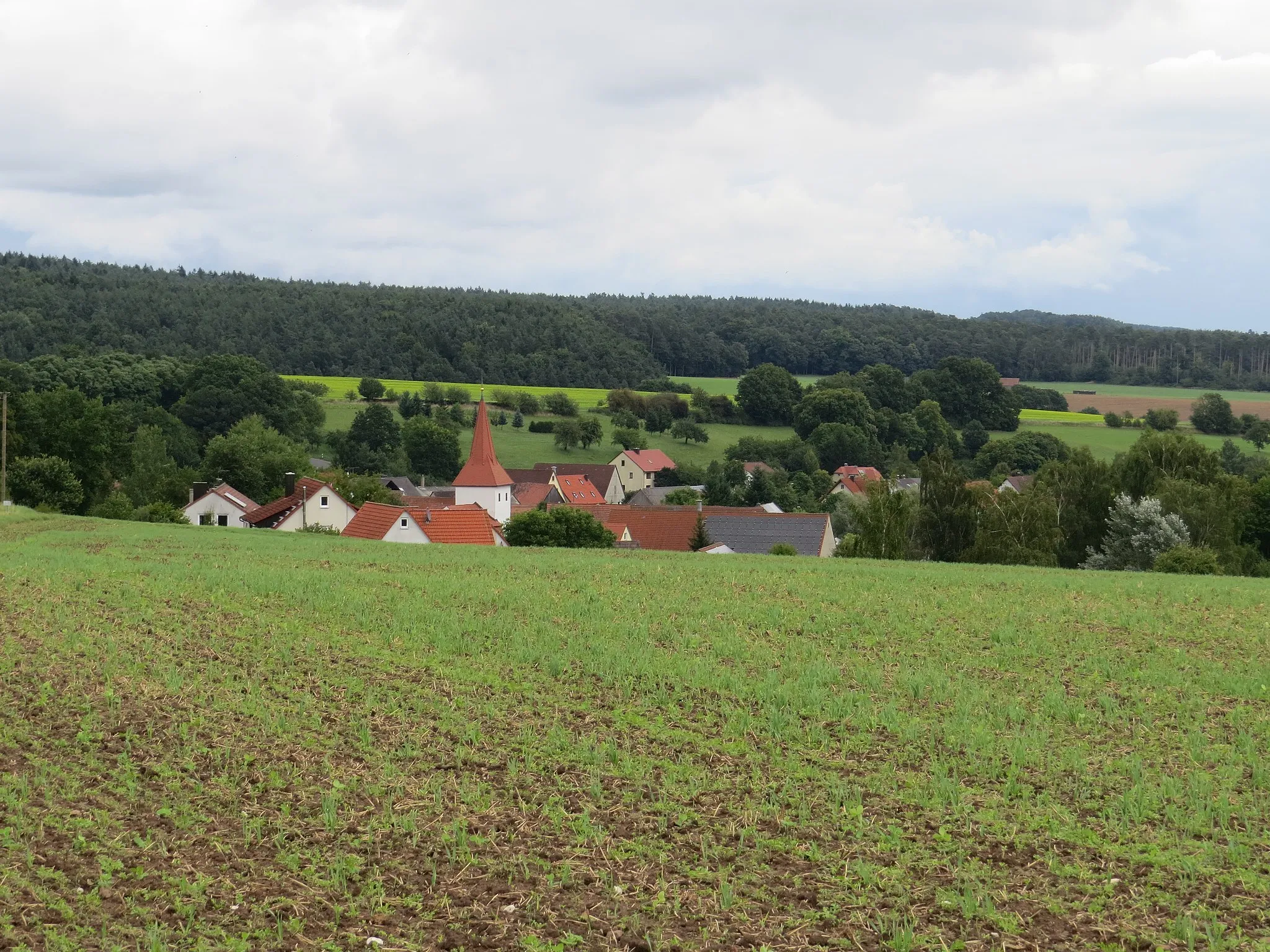 Photo showing: Markt Taschendorf von Südwesten