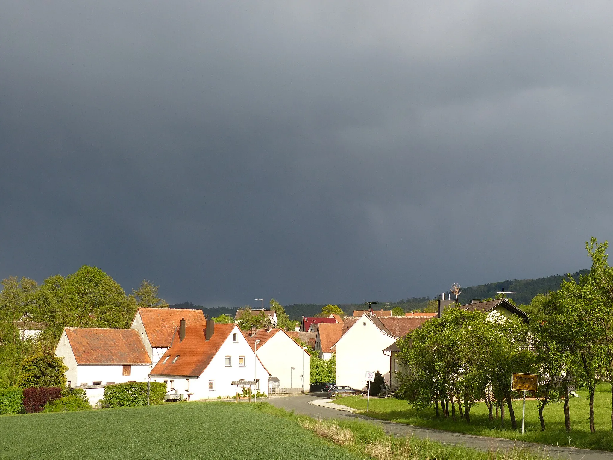 Photo showing: The village Ermreus, a district of the municipality of Kunreuth