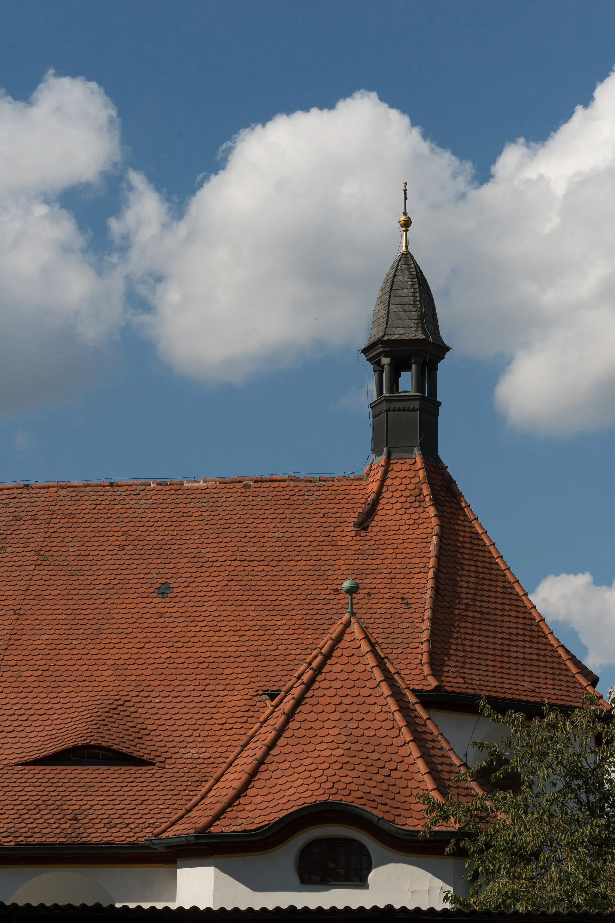 Photo showing: This is a photograph of an architectural monument. It is on the list of cultural monuments of Bayern, no. D-5-72-126-2.