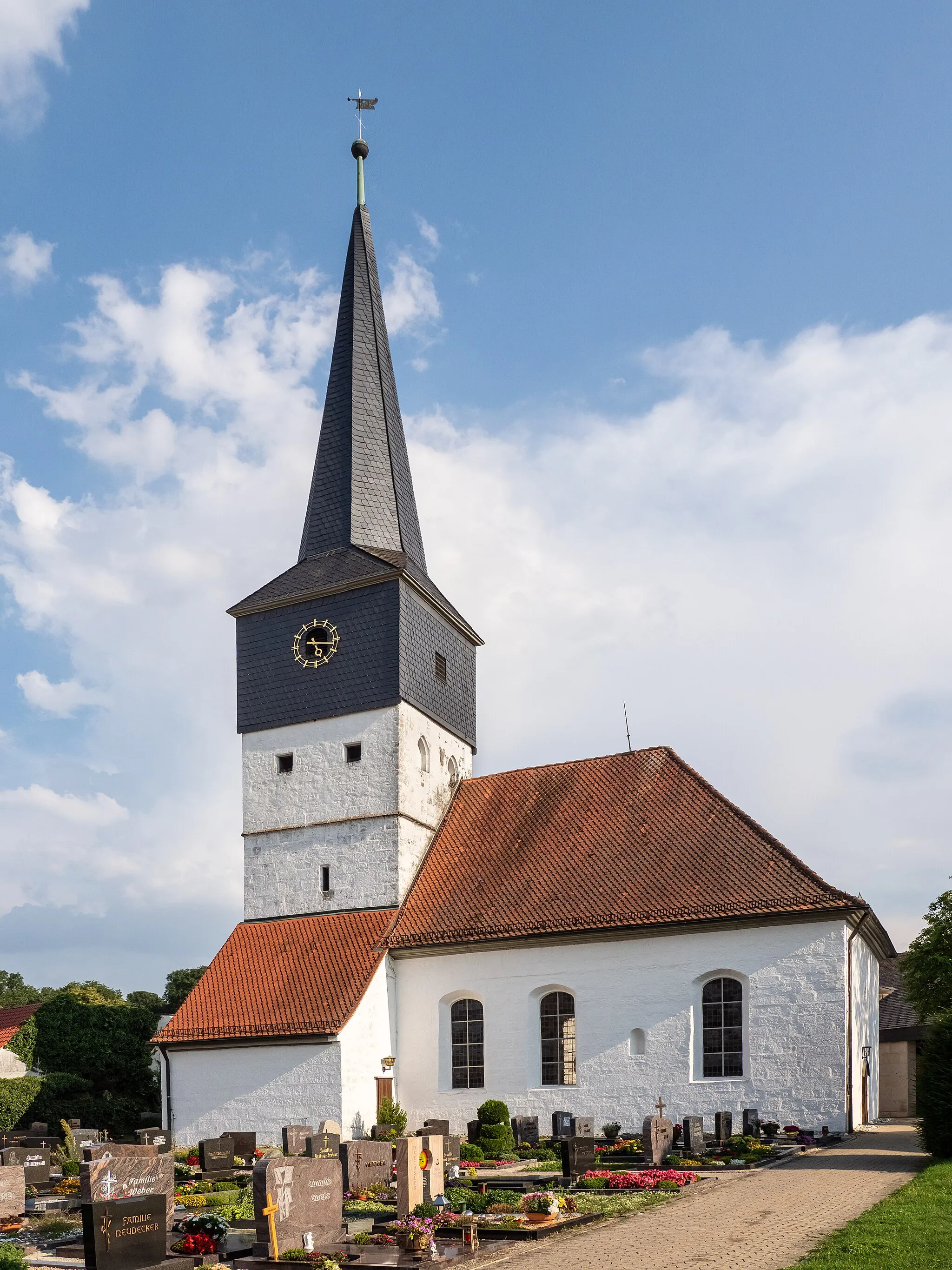 Photo showing: Evang.-Luth. parish church in Weisendorf Hauptstraße 6