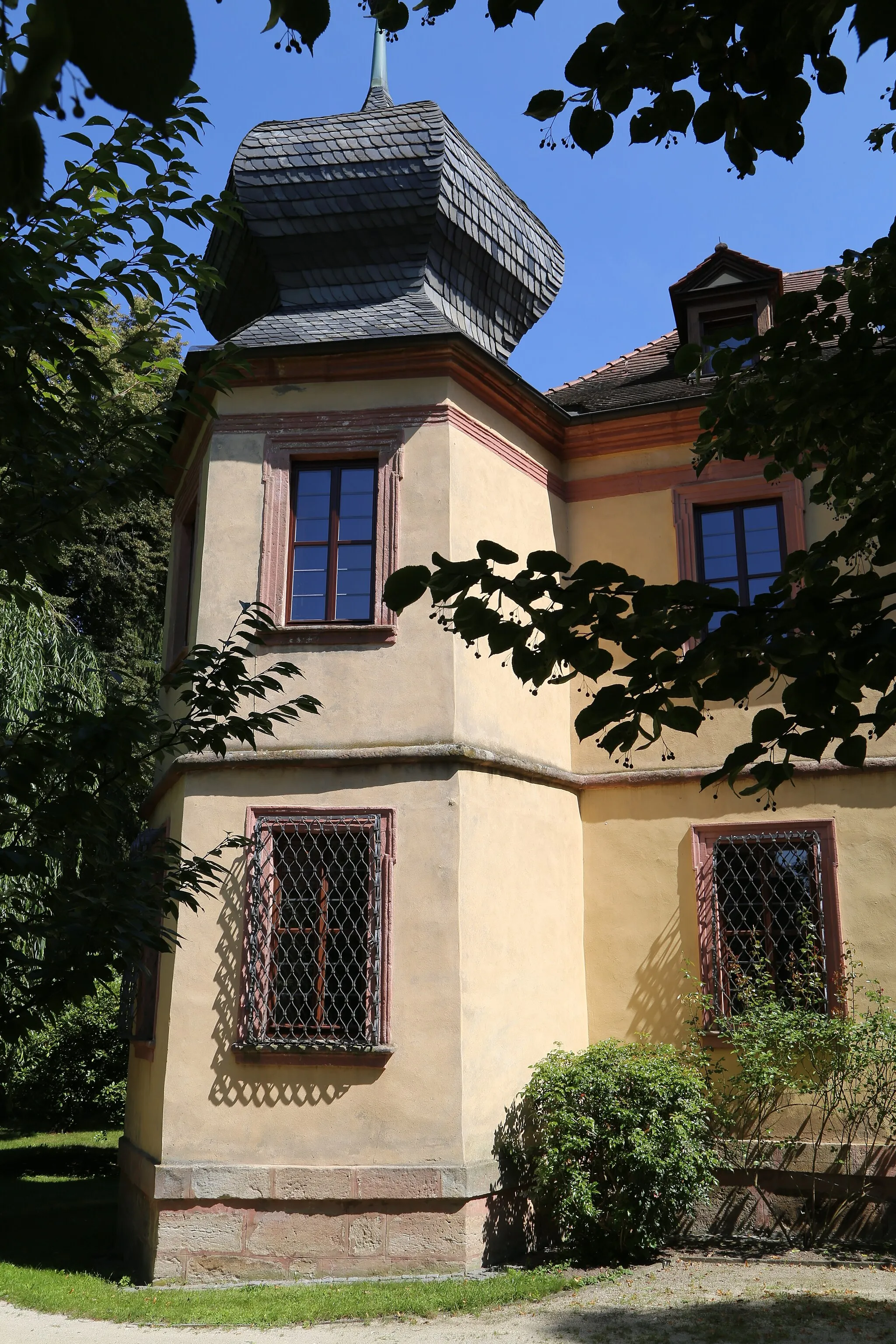 Photo showing: This is a picture of the Bavarian Baudenkmal (cultural heritage monument) with the ID