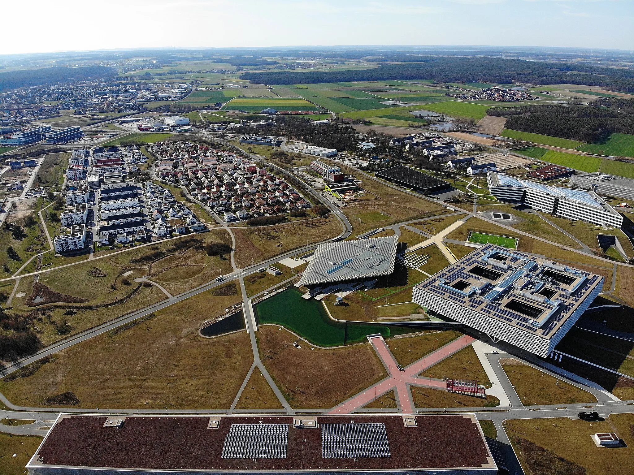 Photo showing: Herzo Base (Herzogenaurach) Luftaufnahme (2021)