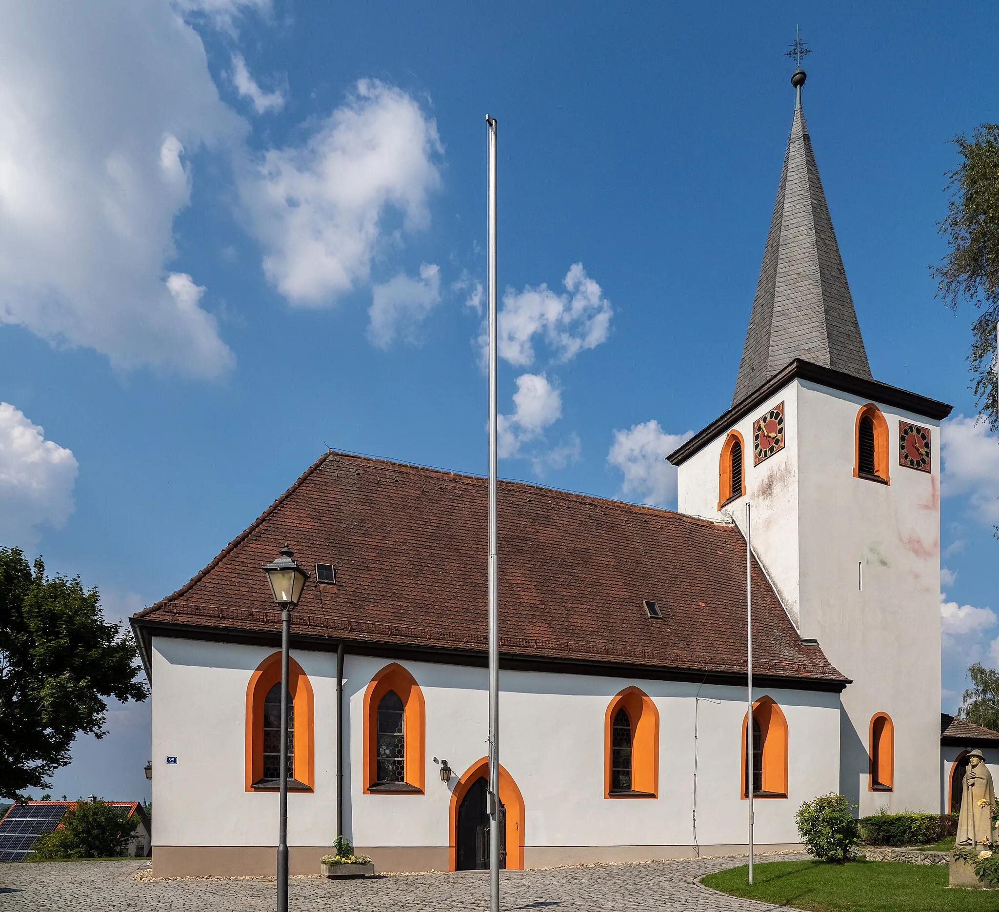 Photo showing: St. Vitus, Catholic Church in Sterpersdorf near Höchstadt an der Aisch