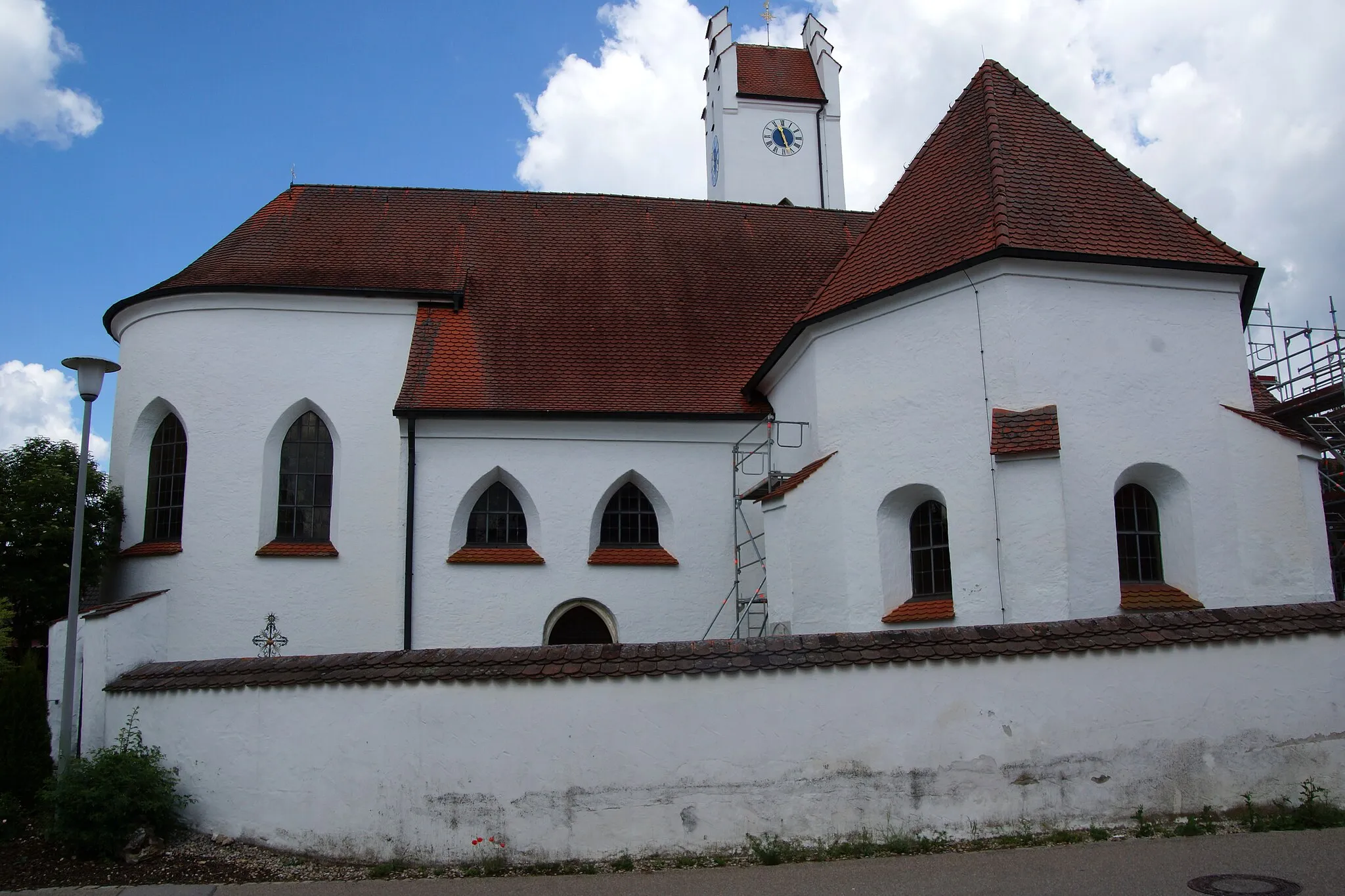 Photo showing: Die katholische Filialkirche St. Blasius im Beilngrieser Ortsteil Kirchbuch.