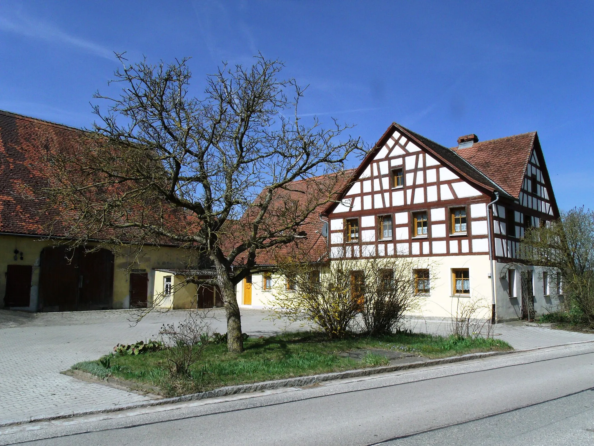 Photo showing: Erlbach, Ortsteil von Leutershausen im Landkreis Ansbach