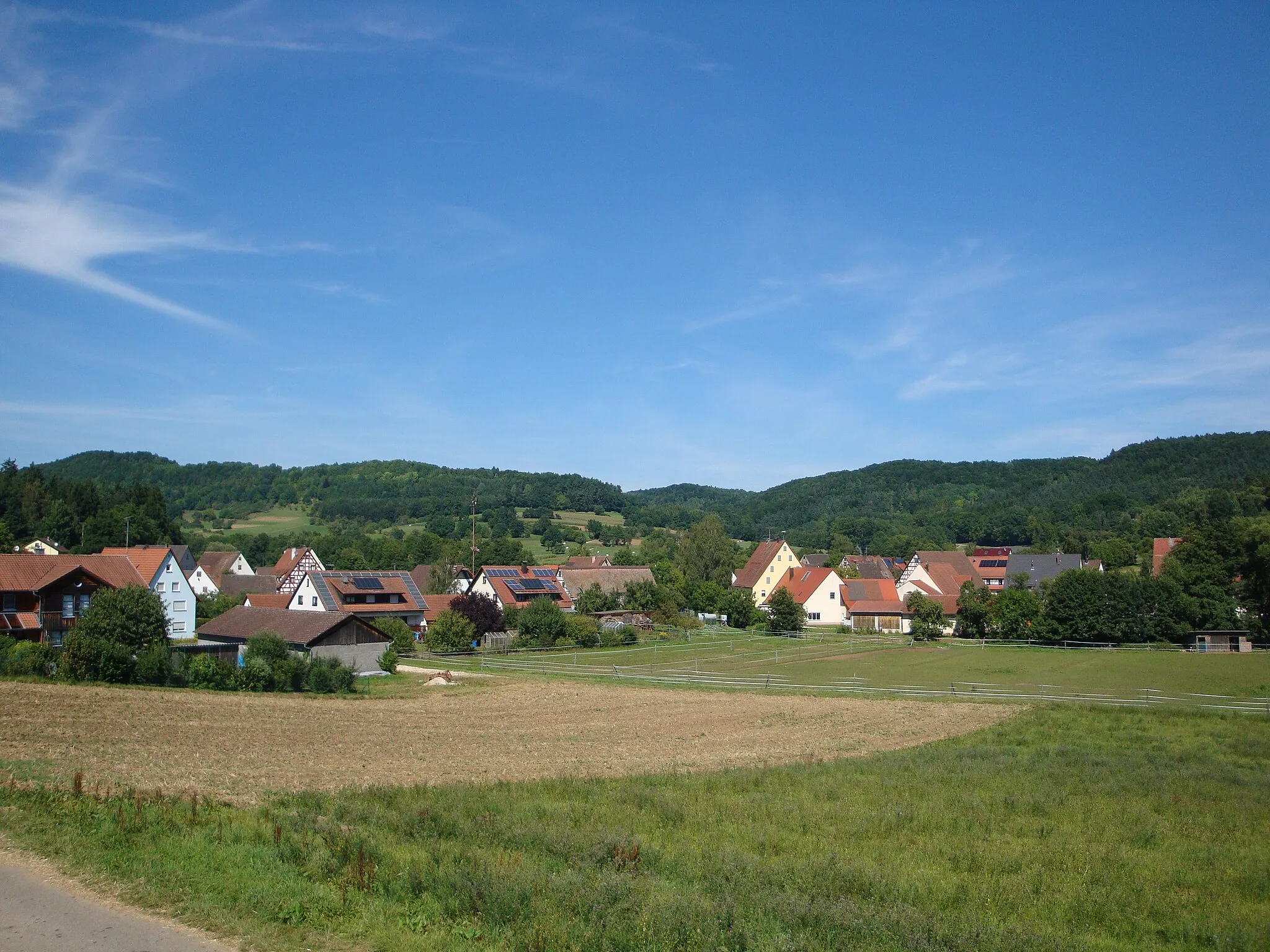 Photo showing: Aspertshofen, part of the municipality of Kirchensittenbach