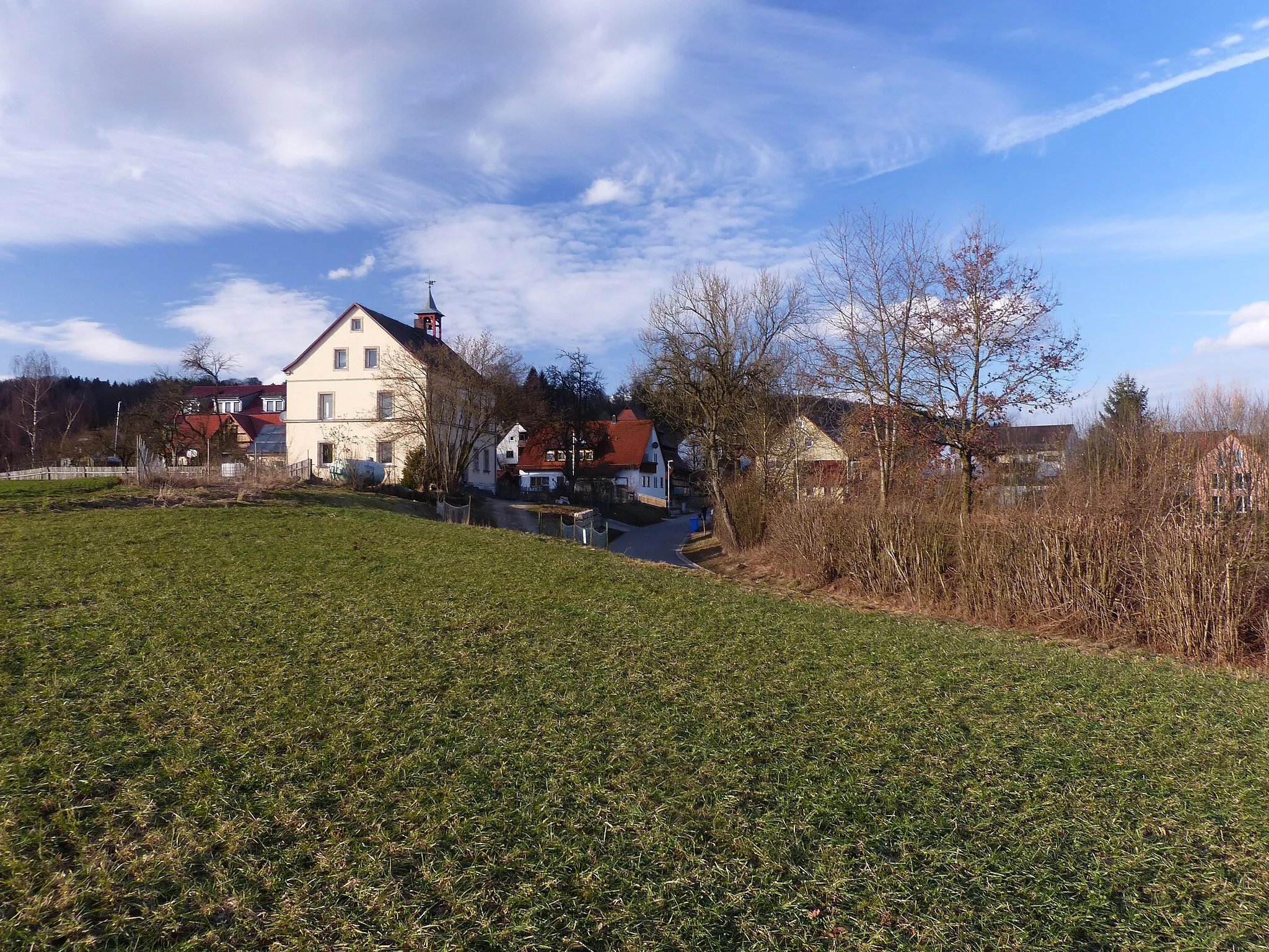 Photo showing: Ehemaliges Schulhaus von Pühlheim, einem Ortsteil der Stadt Altdorf bei Nürnberg