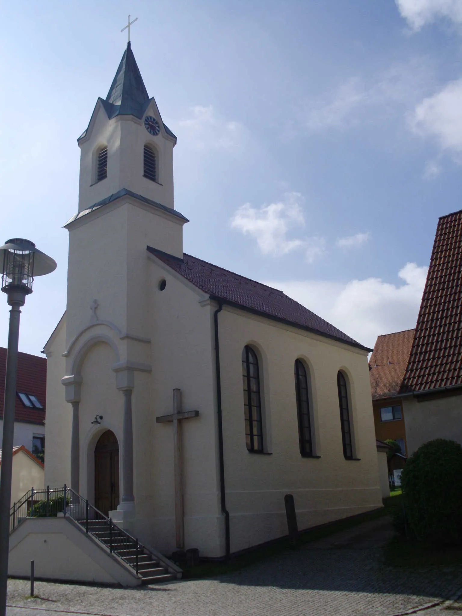 Photo showing: Kath. Kirche St. Josef in Ramsberg am Brombachsee, Frontseite