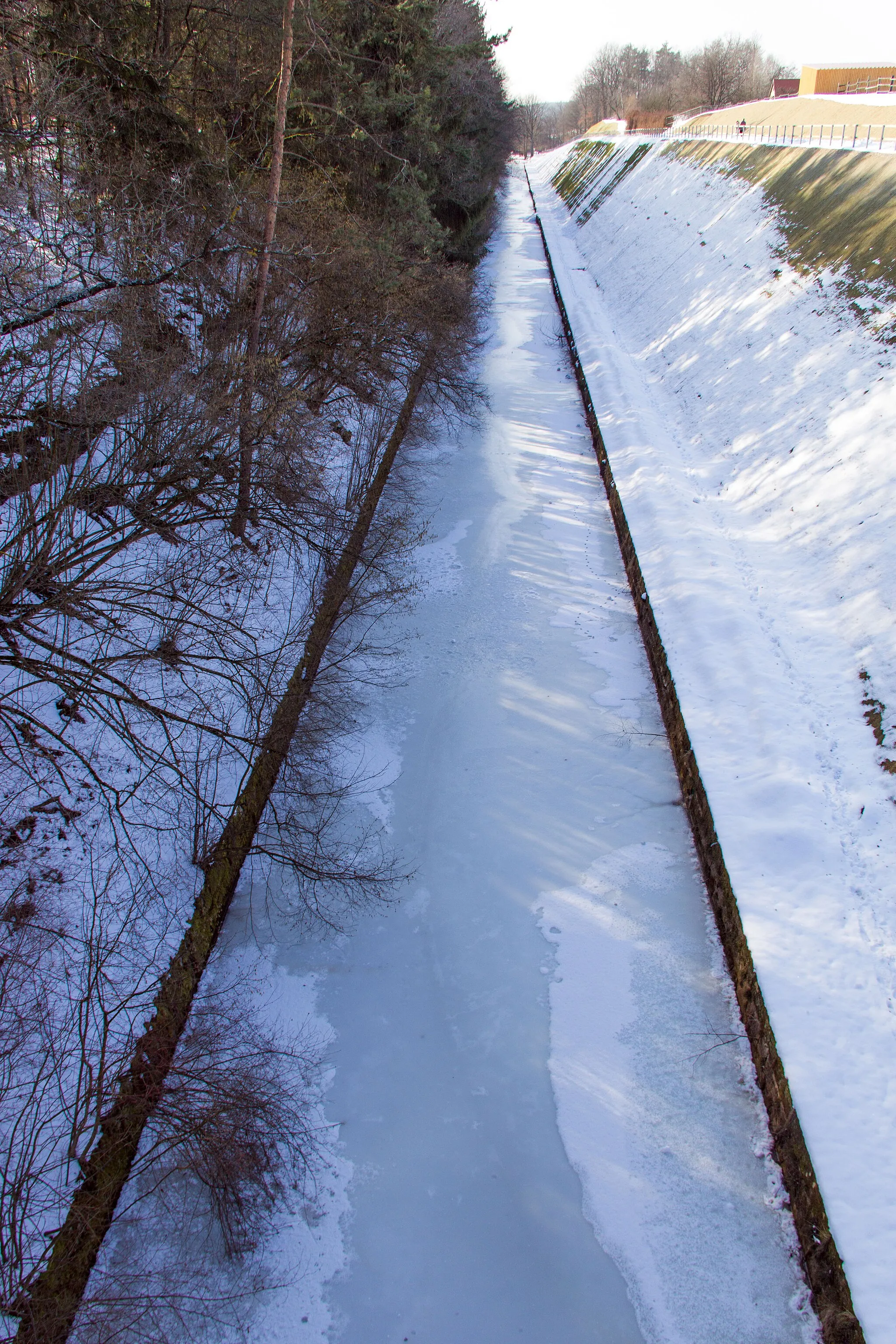 Photo showing: Dörlbacher Einschnitt nach Sanierung im März 2013