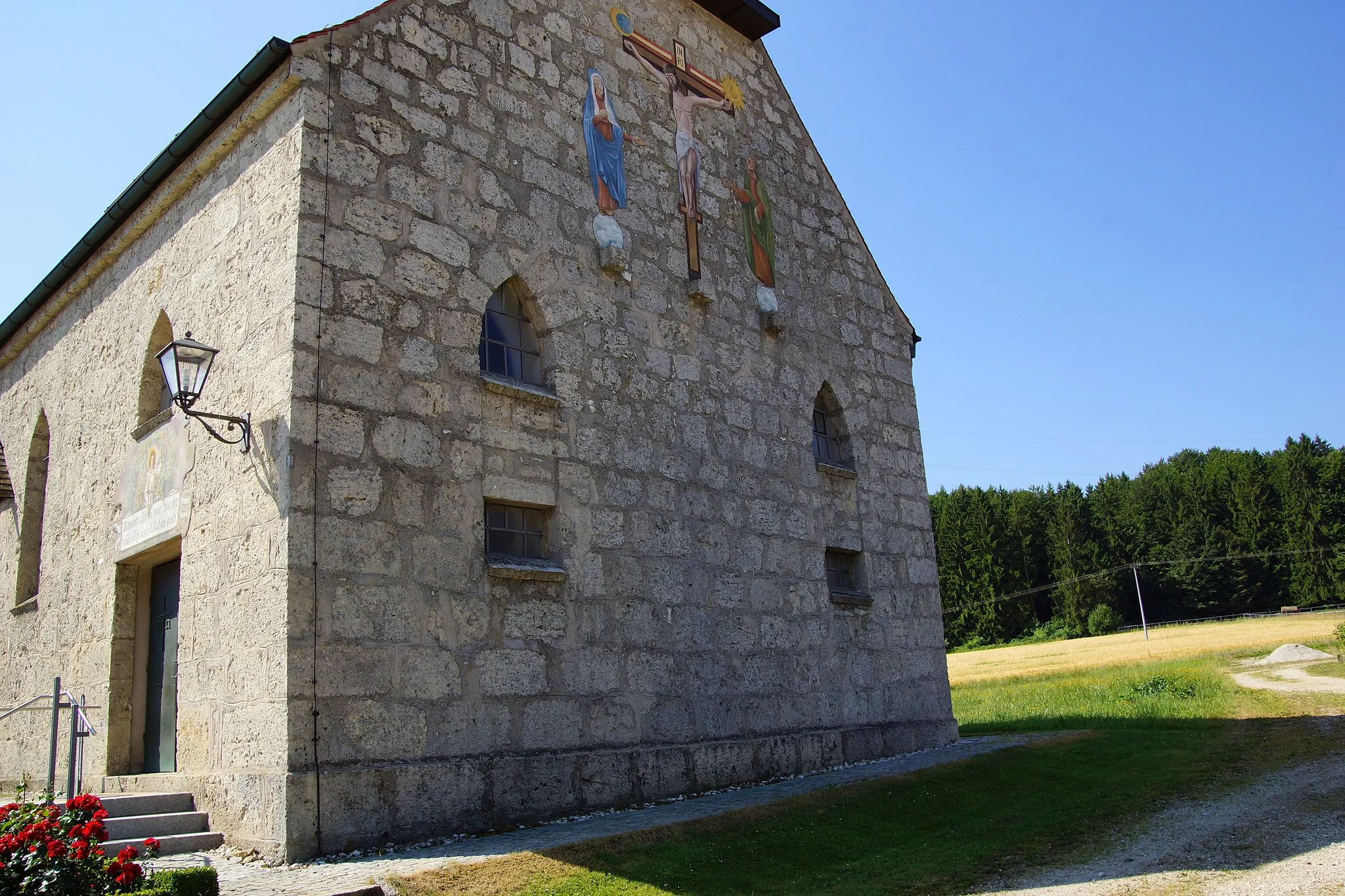 Photo showing: Die katholische Expositurkirche Heilig Kreuz in Gebertshofen, Markt Lauterhofen: