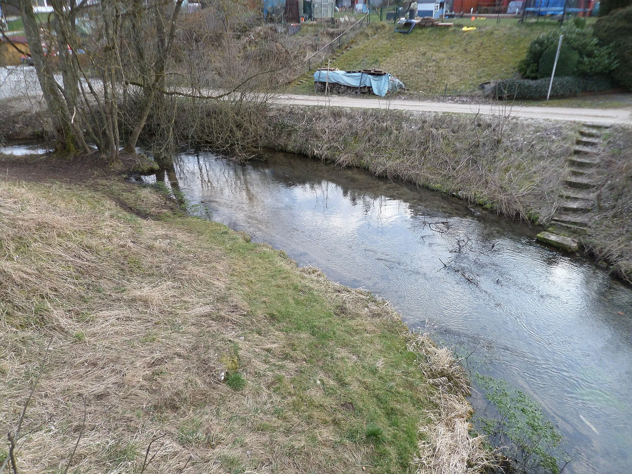 Photo showing: Högenbach am Schulweg in Weigendorf