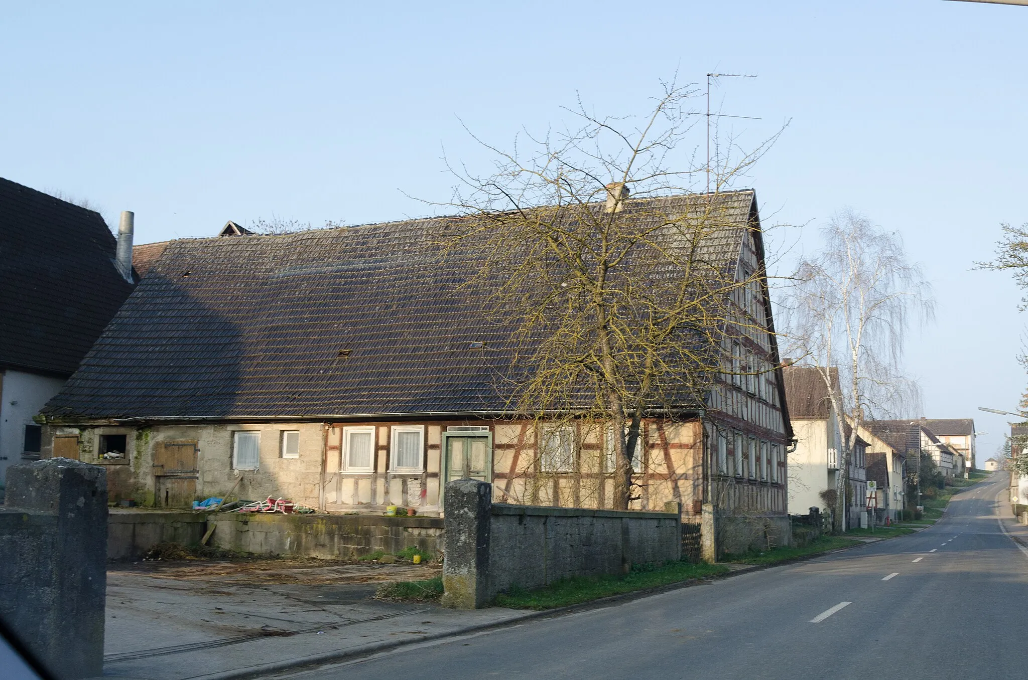 Photo showing: Uffenheim, Langensteinach 28