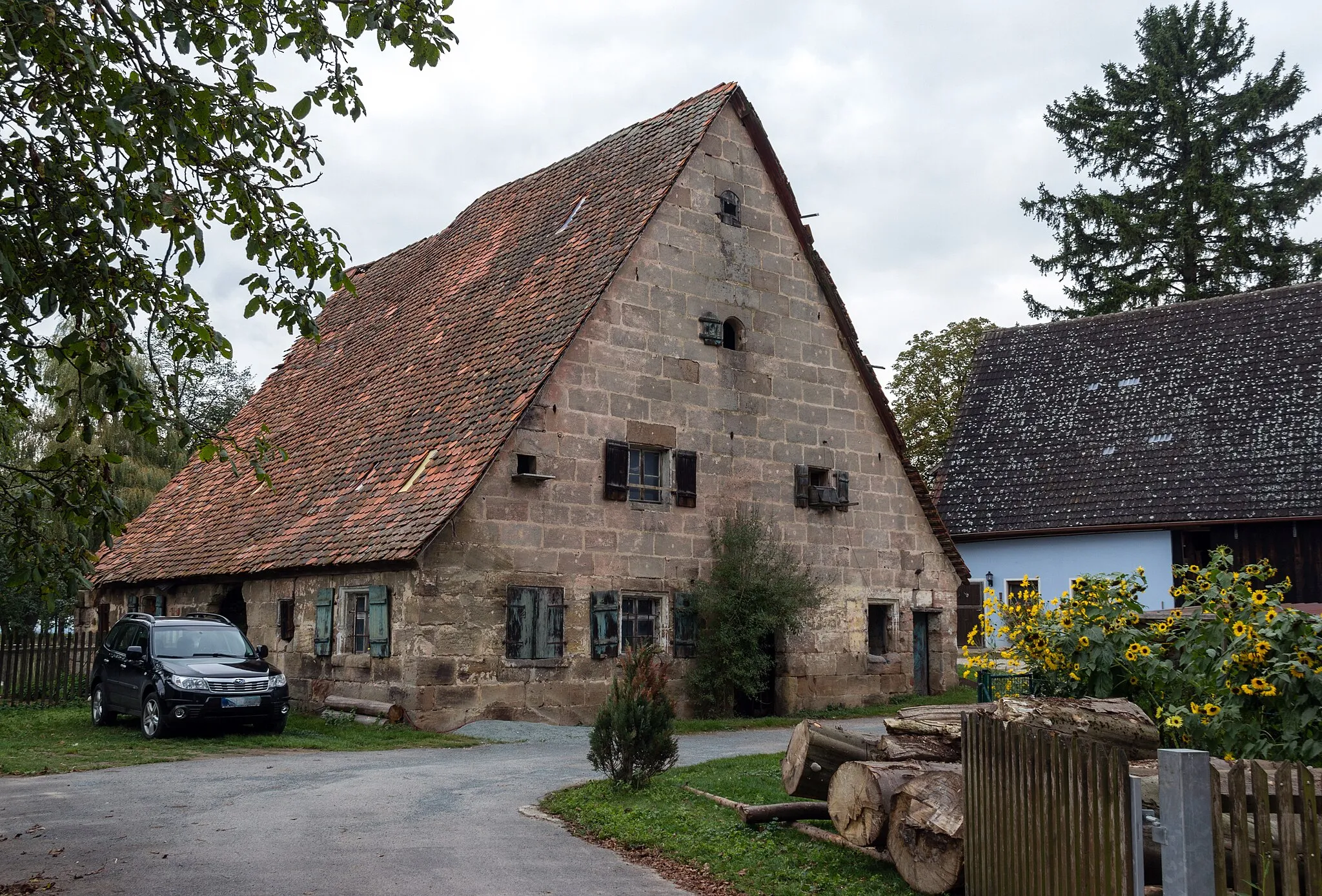 Photo showing: Wohnstallhaus, Haimendorf, Röthenbach an der Pegnitz