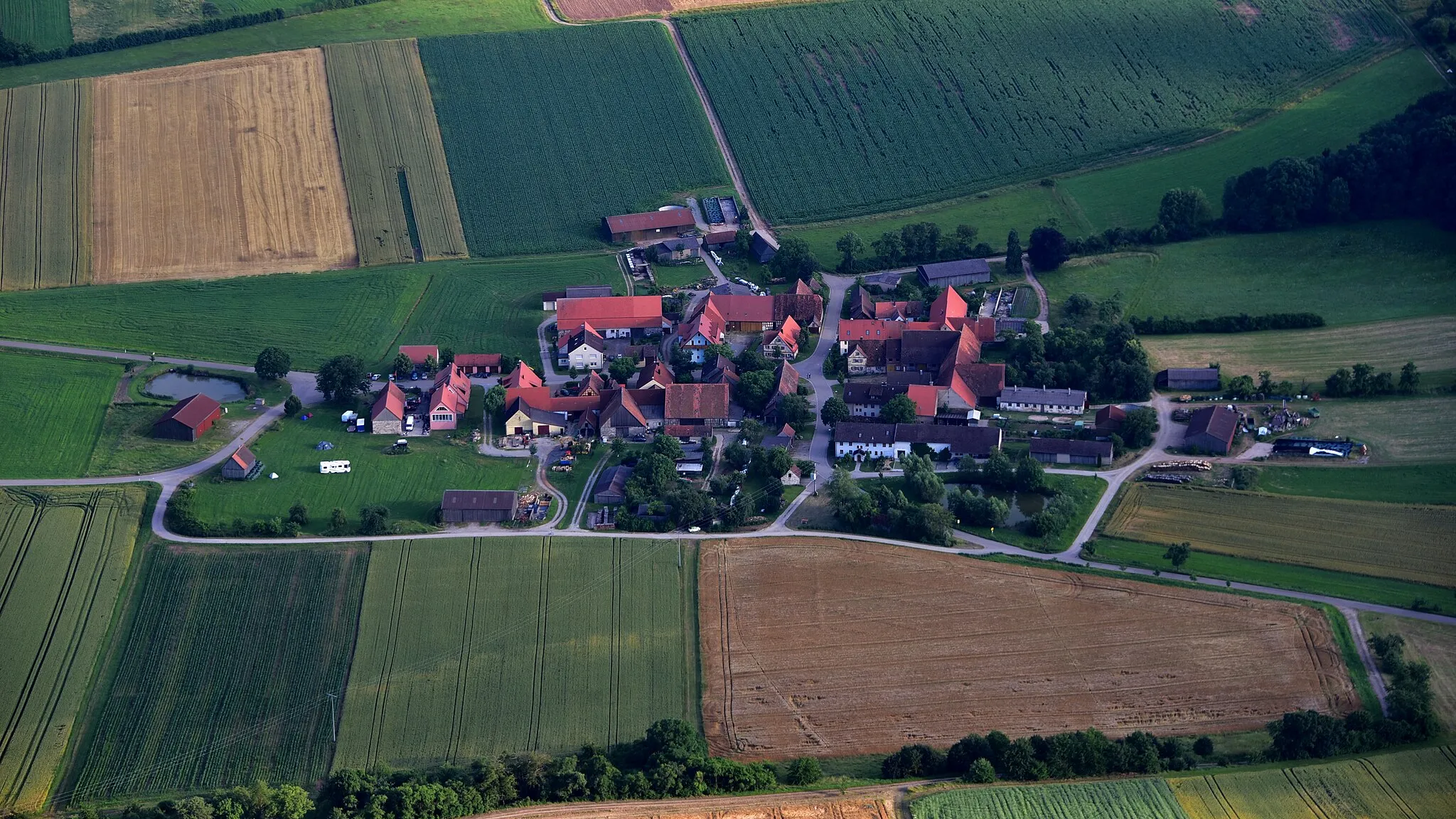 Photo showing: Aidenau, Luftaufnahme (2016)