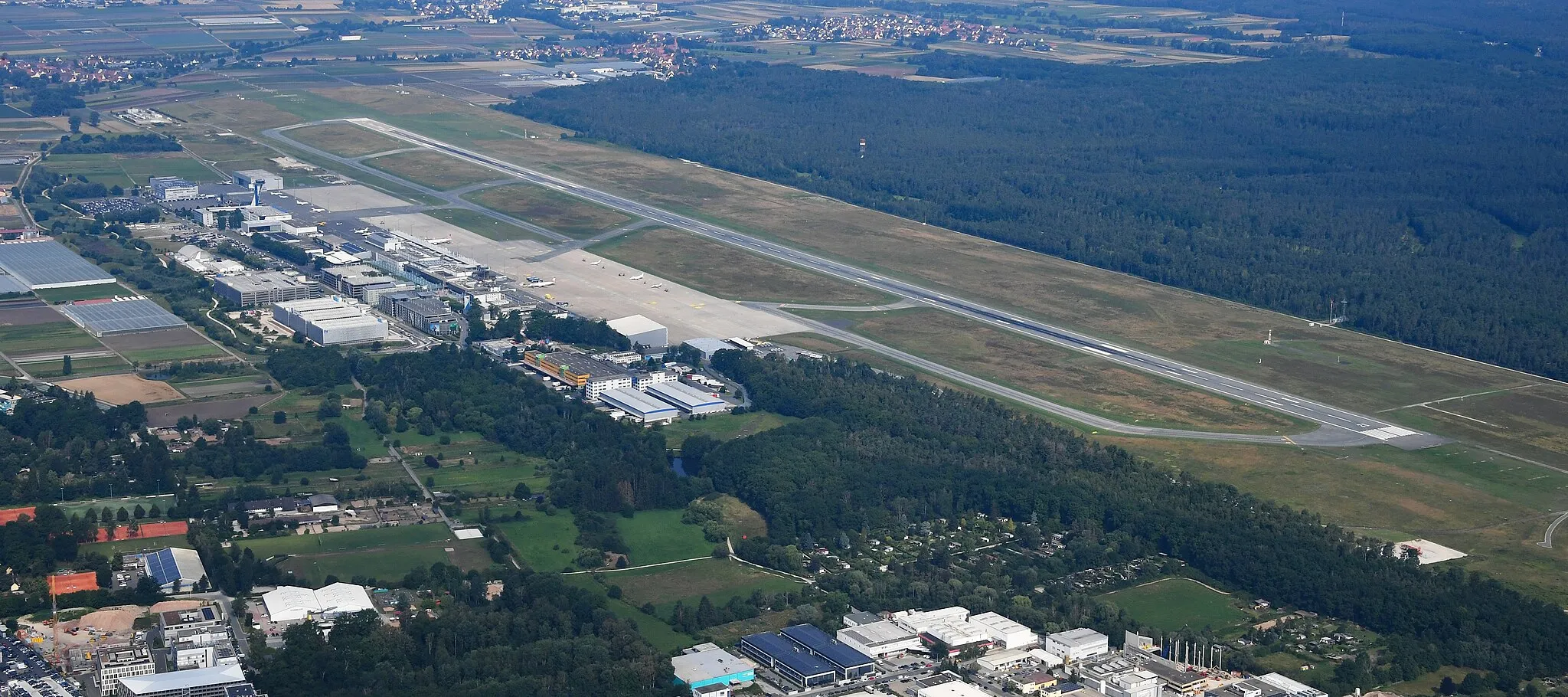 Photo showing: Aerial image of the Nuremberg Airport