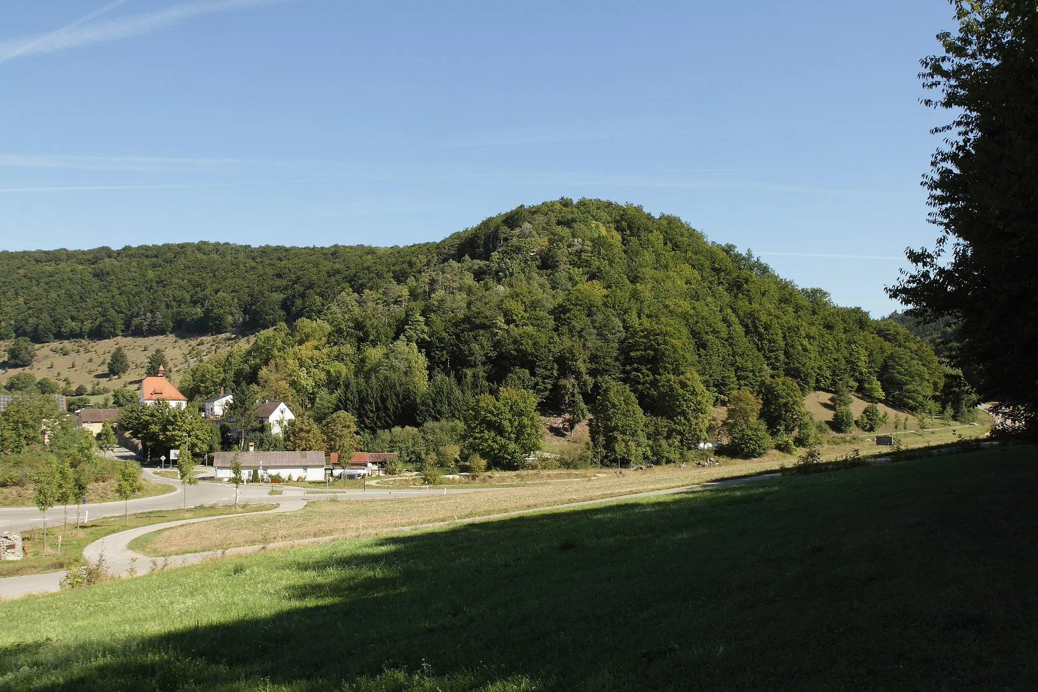 Photo showing: Burgstall Zimmern - Ansicht aus südlicher Richtung