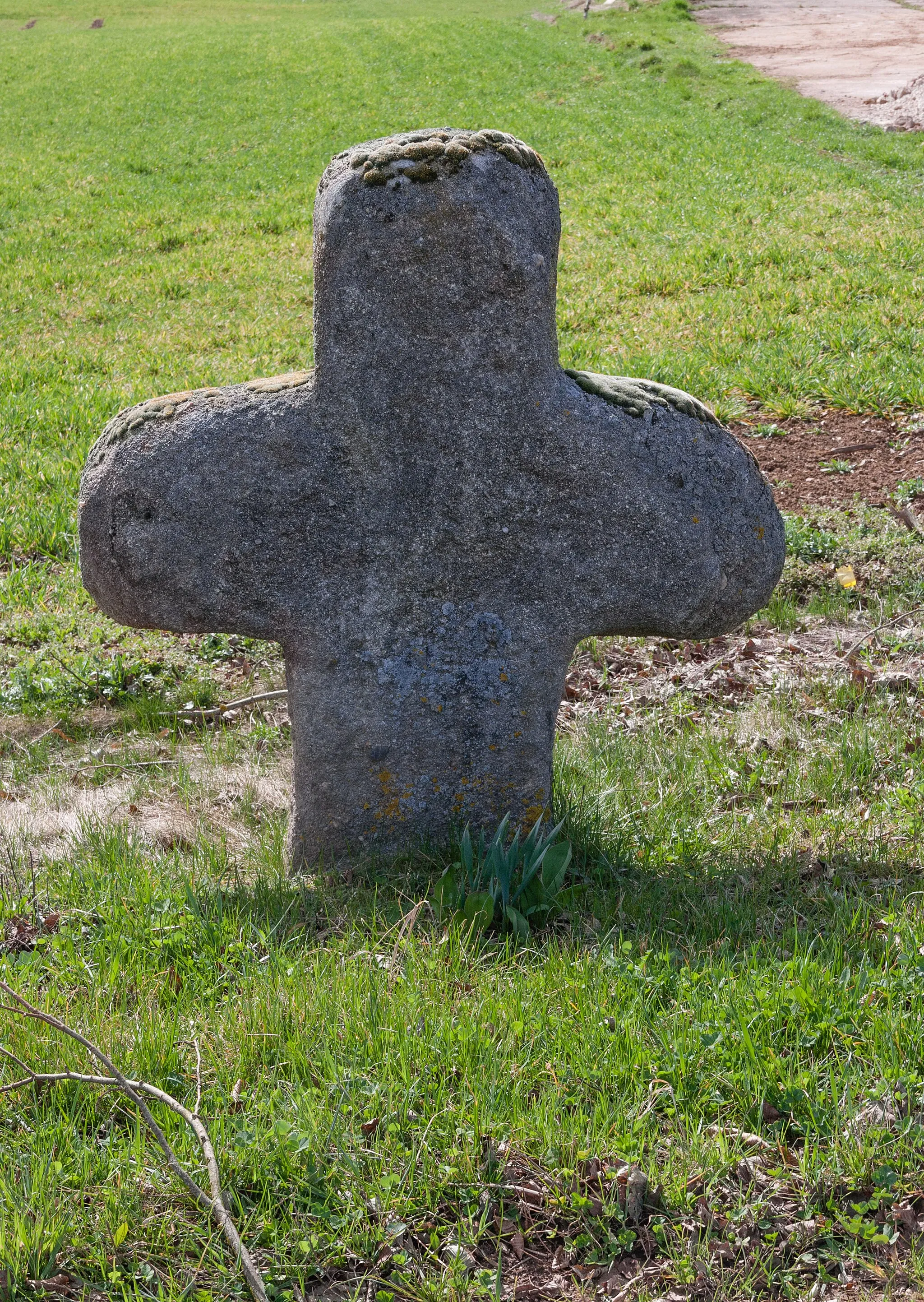 Photo showing: Kreuzstein in Oberwurmbach, Gunzenhausen, Sicht von vorne