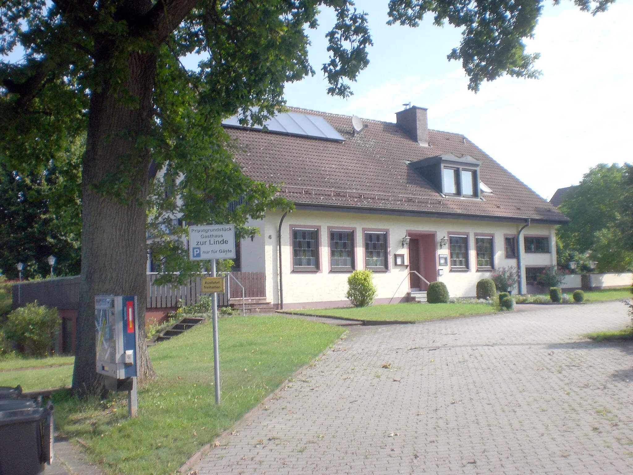Photo showing: Gasthof Linde in Lindelburg