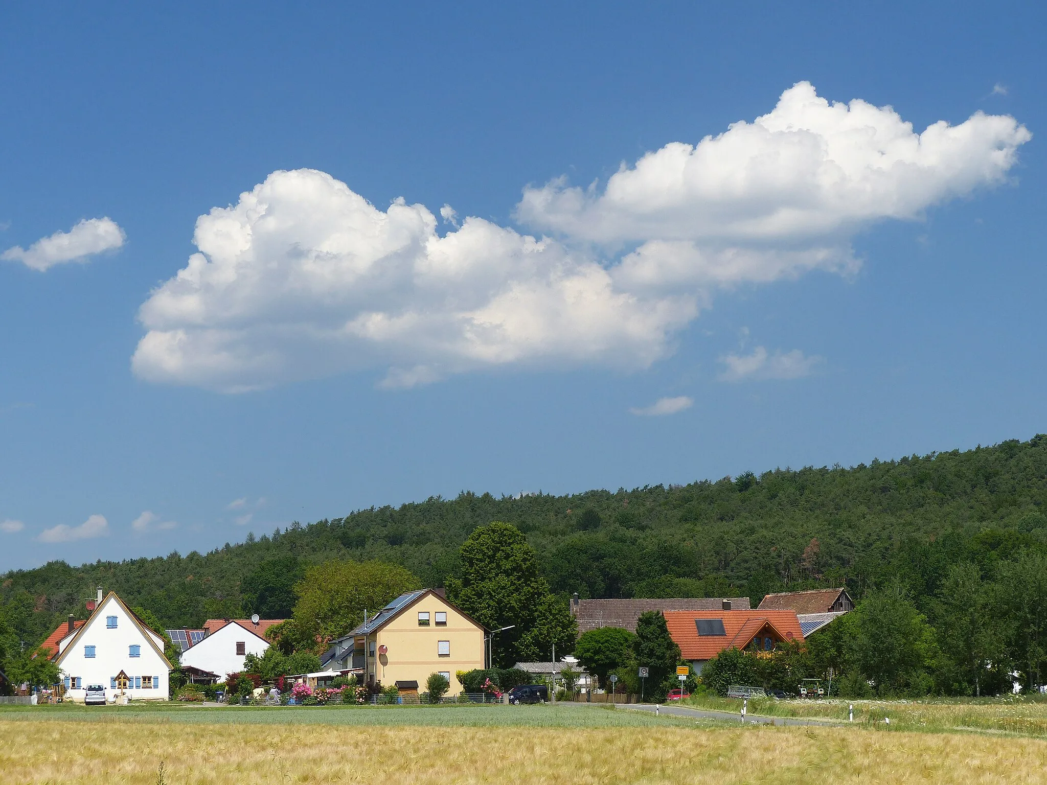 Photo showing: The church village Rosenbach, a district of the municipality of Neunkirchen am Brand