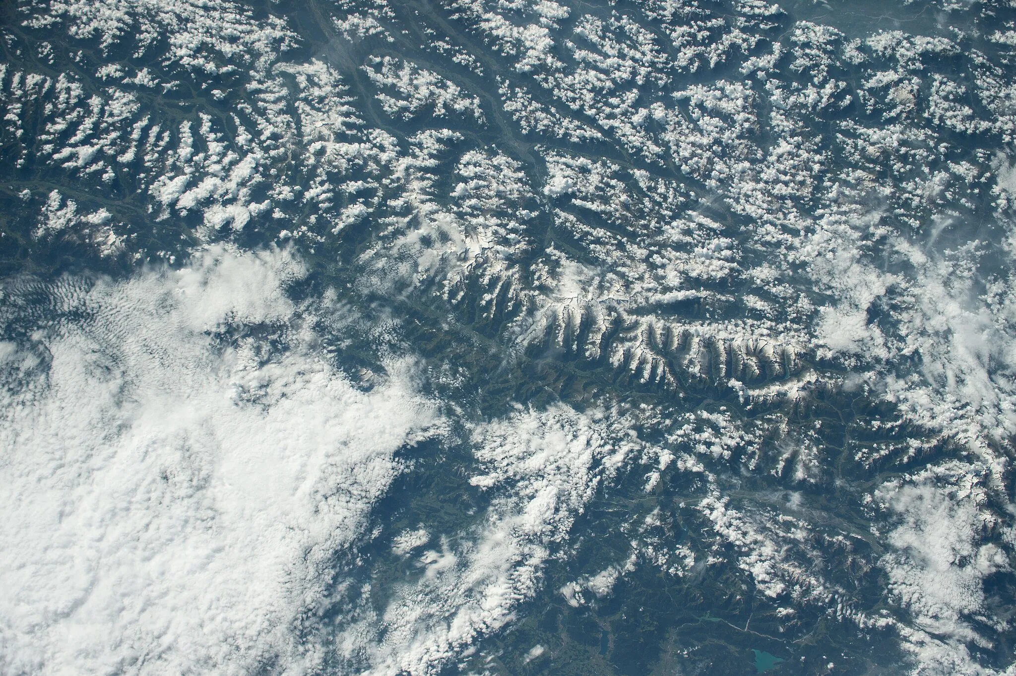 Photo showing: View of Earth taken during ISS Expedition 48.