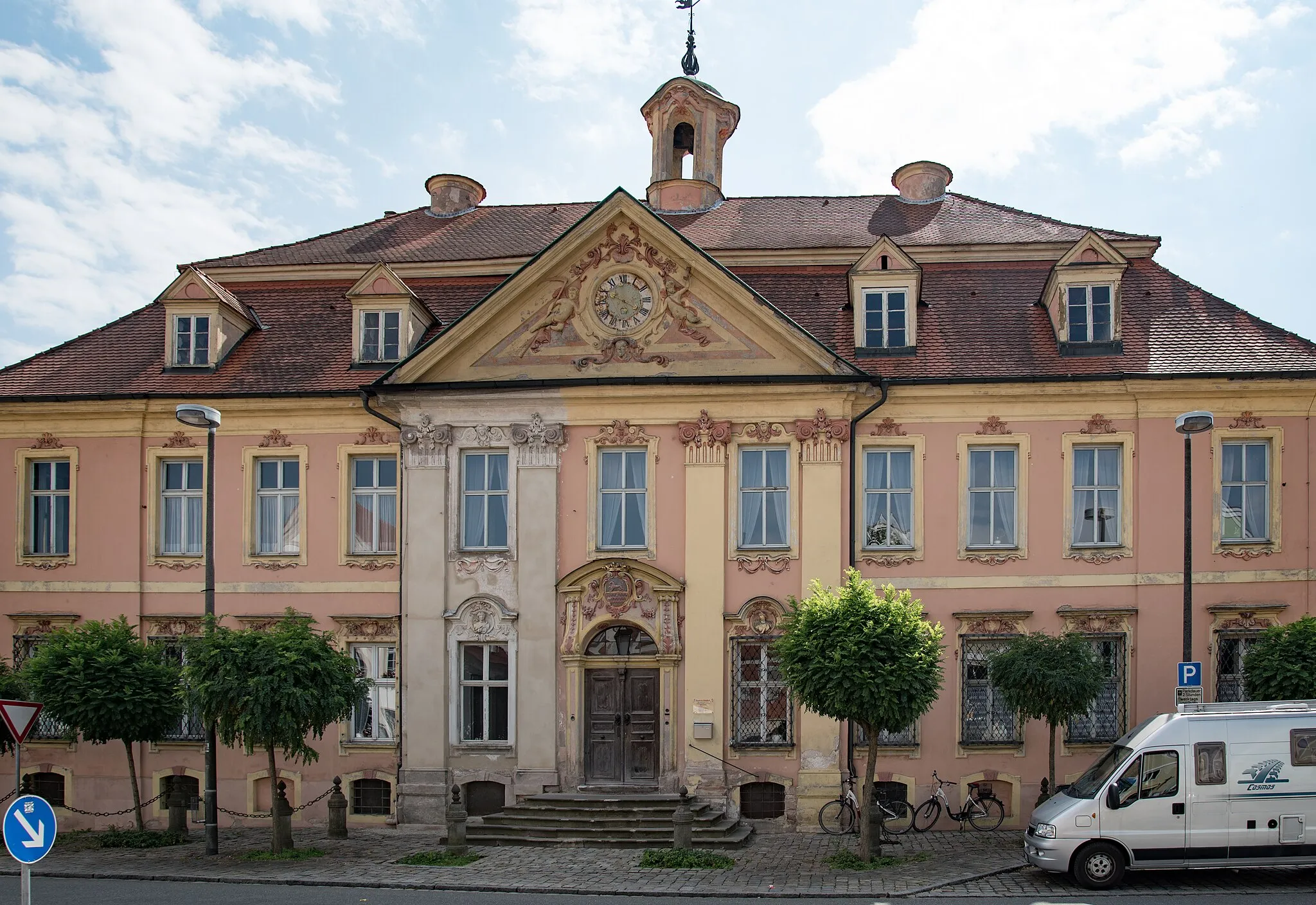 Photo showing: Allersberg, Marktplatz 20, Gilardihaus