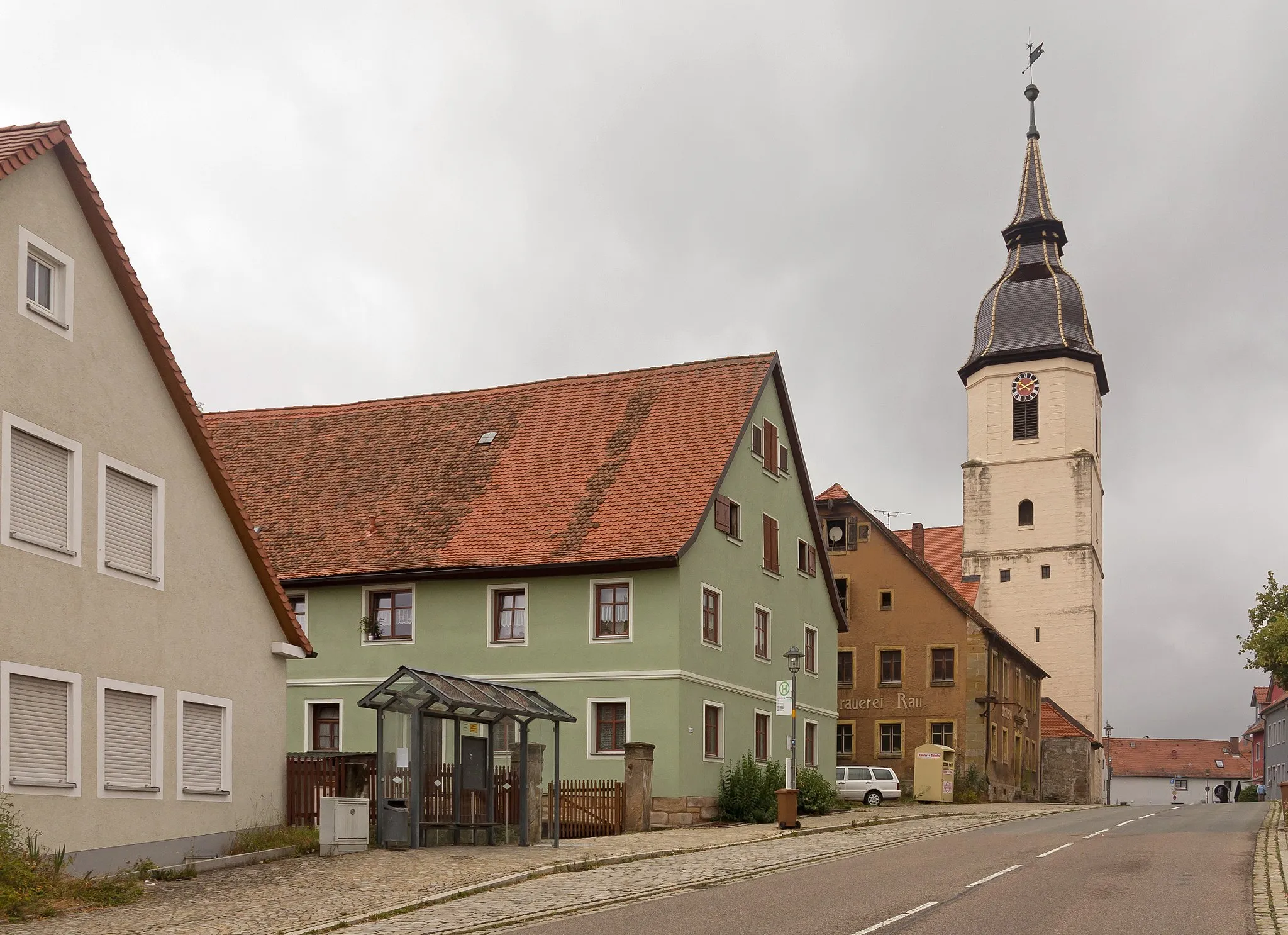 Photo showing: Lehrberg, church (die evangelisch-lutherische Pfarrkirche Sankt Margaretha) in straatzicht