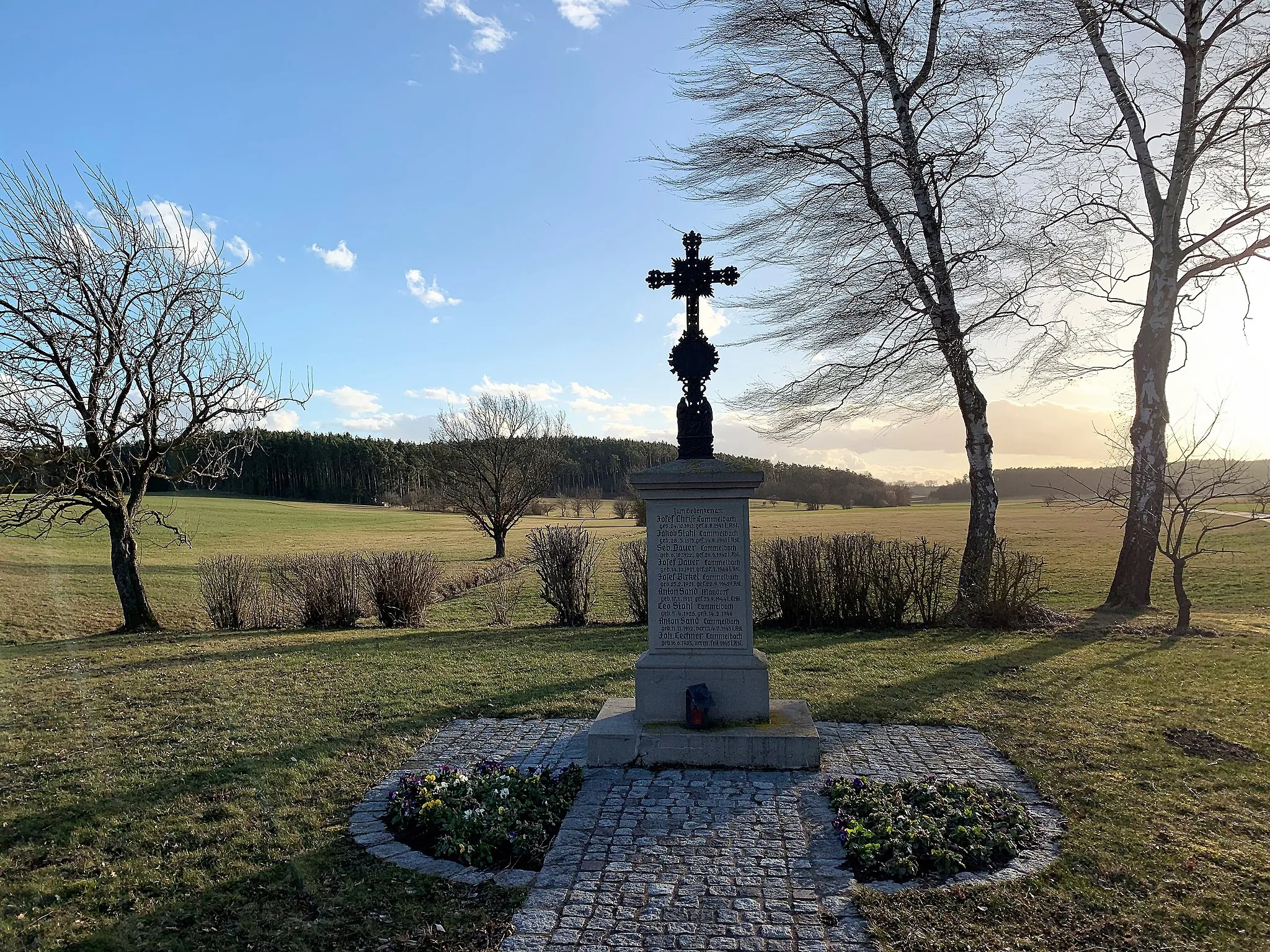 Photo showing: Kriegerdenkmal von Lammelbach, Gemeinde Herrieden, Gründlesfeld: Bayerische Denkmalliste, Akten-Nr. D-5-71-166-91