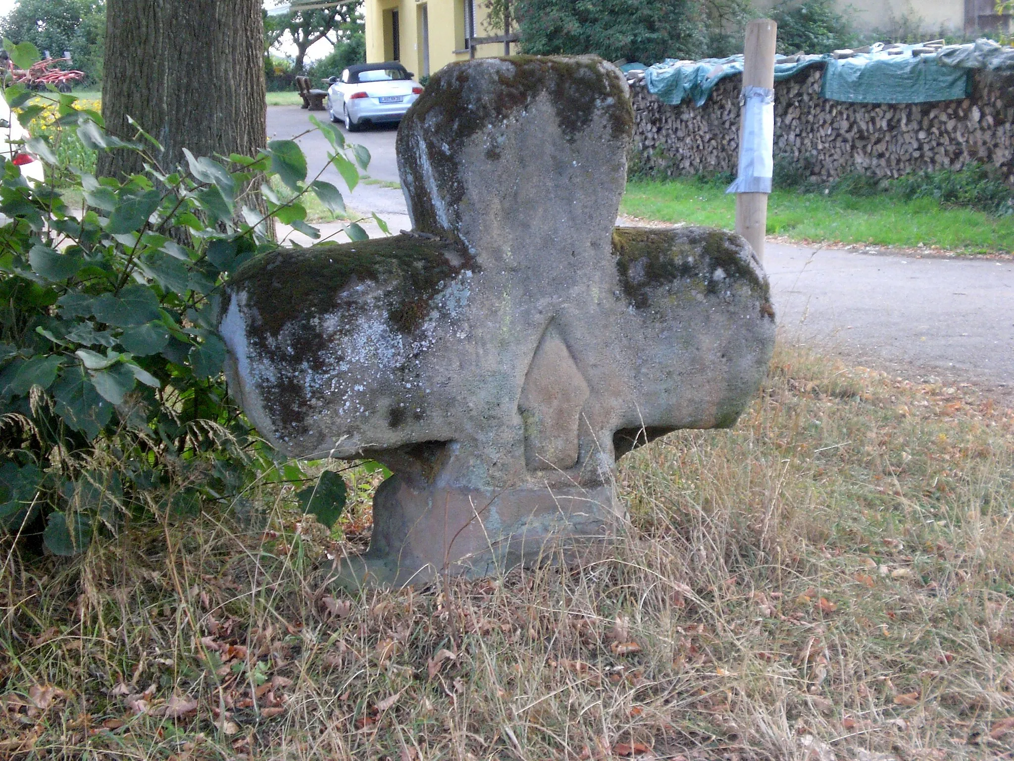 Photo showing: Steinkreuz in Röthenbach bei Altdorf