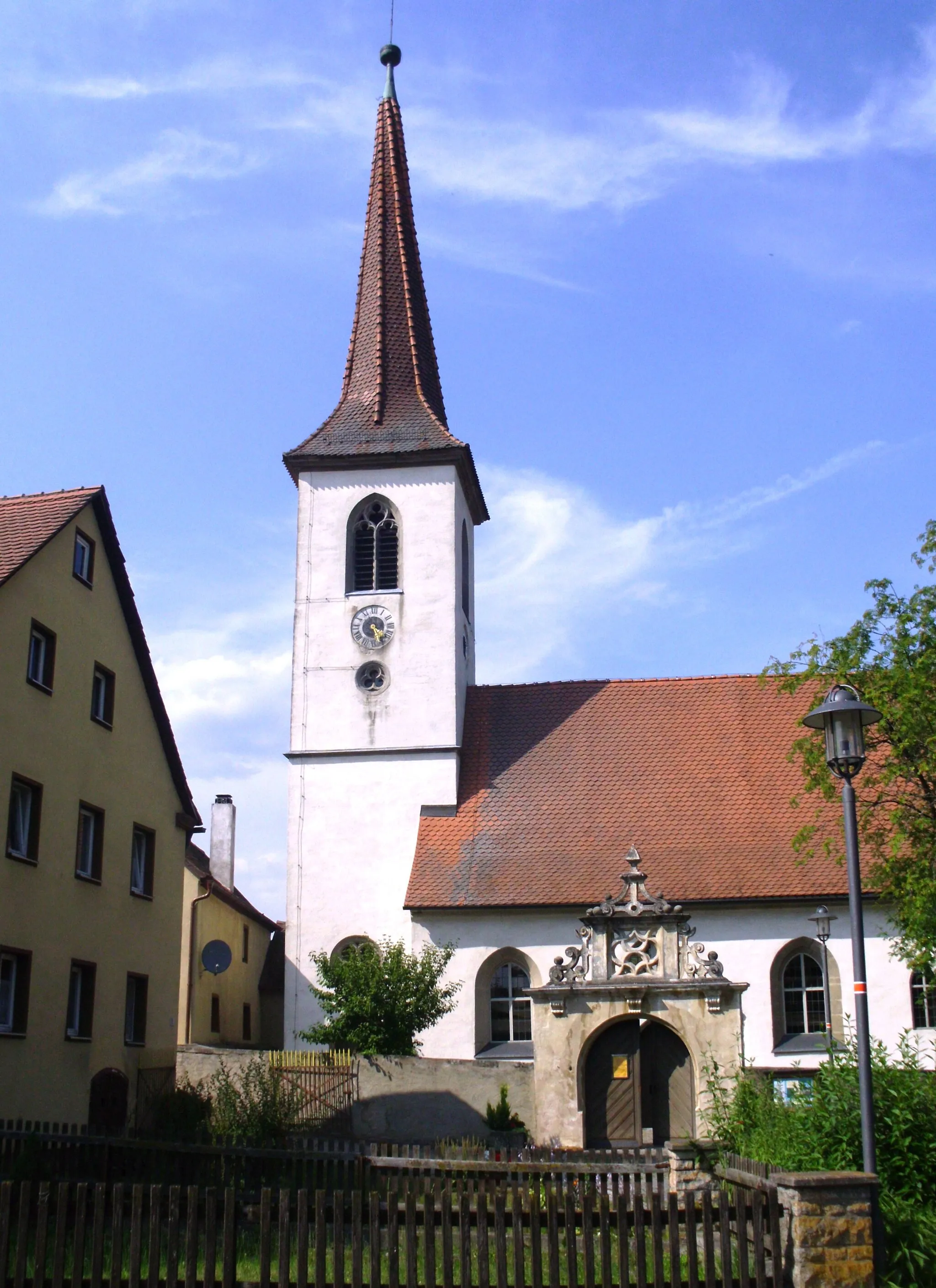 Photo showing: Jochsberg, Ortsteil von Leutershausen im Landkreis Ansbach, Kirche St. Mauritius