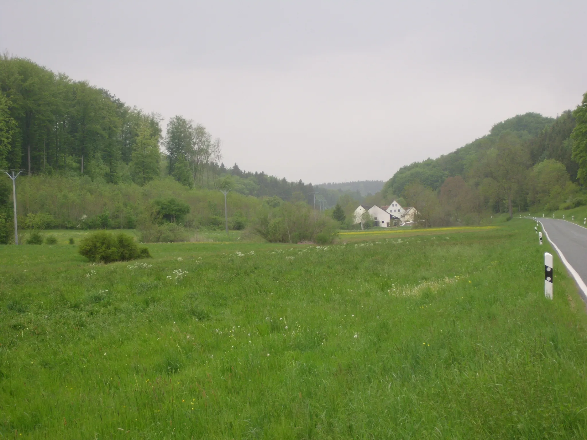 Photo showing: Fuchsmühle im Rohrachtal, Ortsteil von Heidenheim (Mittelfranken) im Landkreis Weißenburg-Gunzenhausen