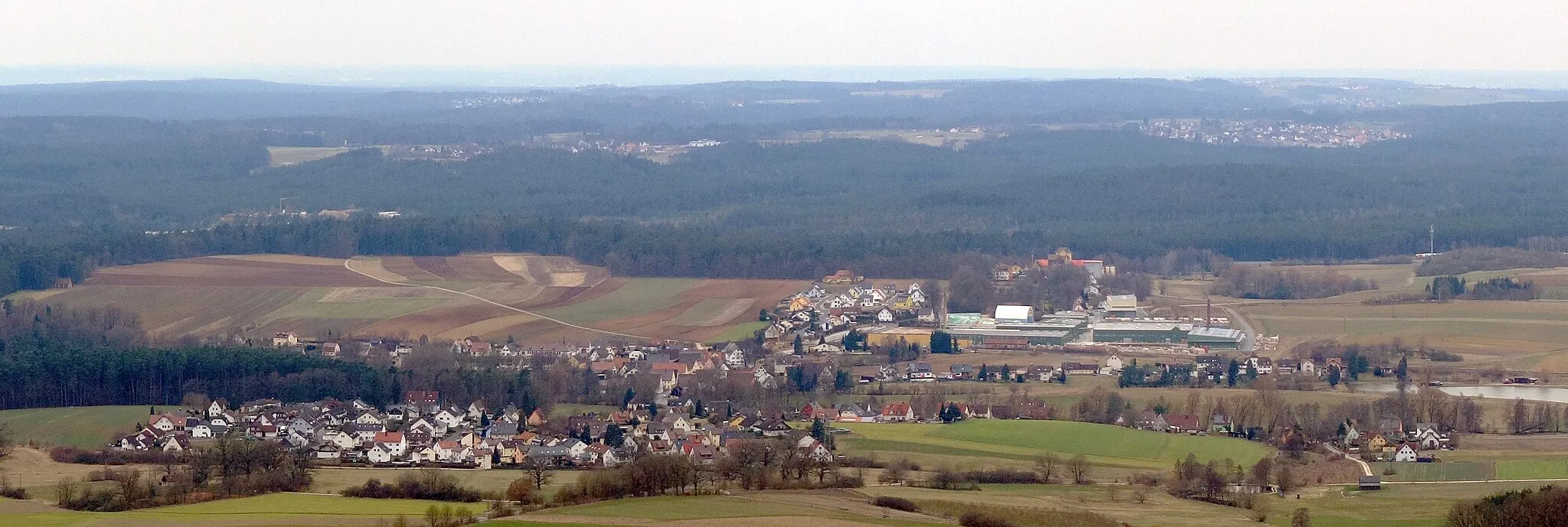 Photo showing: A panorama of Rollhofen, a village of the town of Neunkirchen am Sand in northern Bavaria.