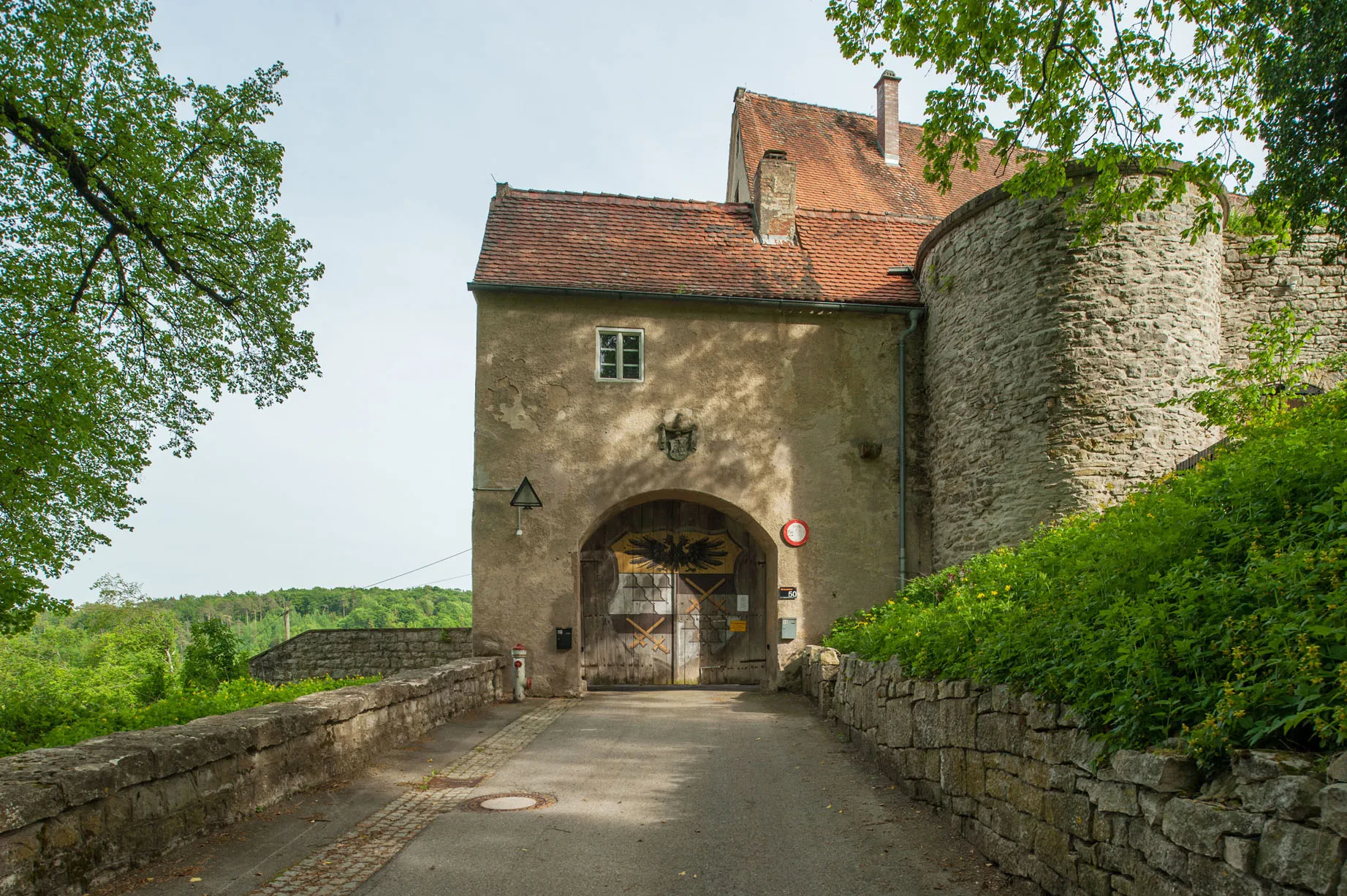 Photo showing: Schlosstor. 17./18. Jahrhundert nördlichem Torhaus, Nordturm, einschließlich Reste der Befestigung.