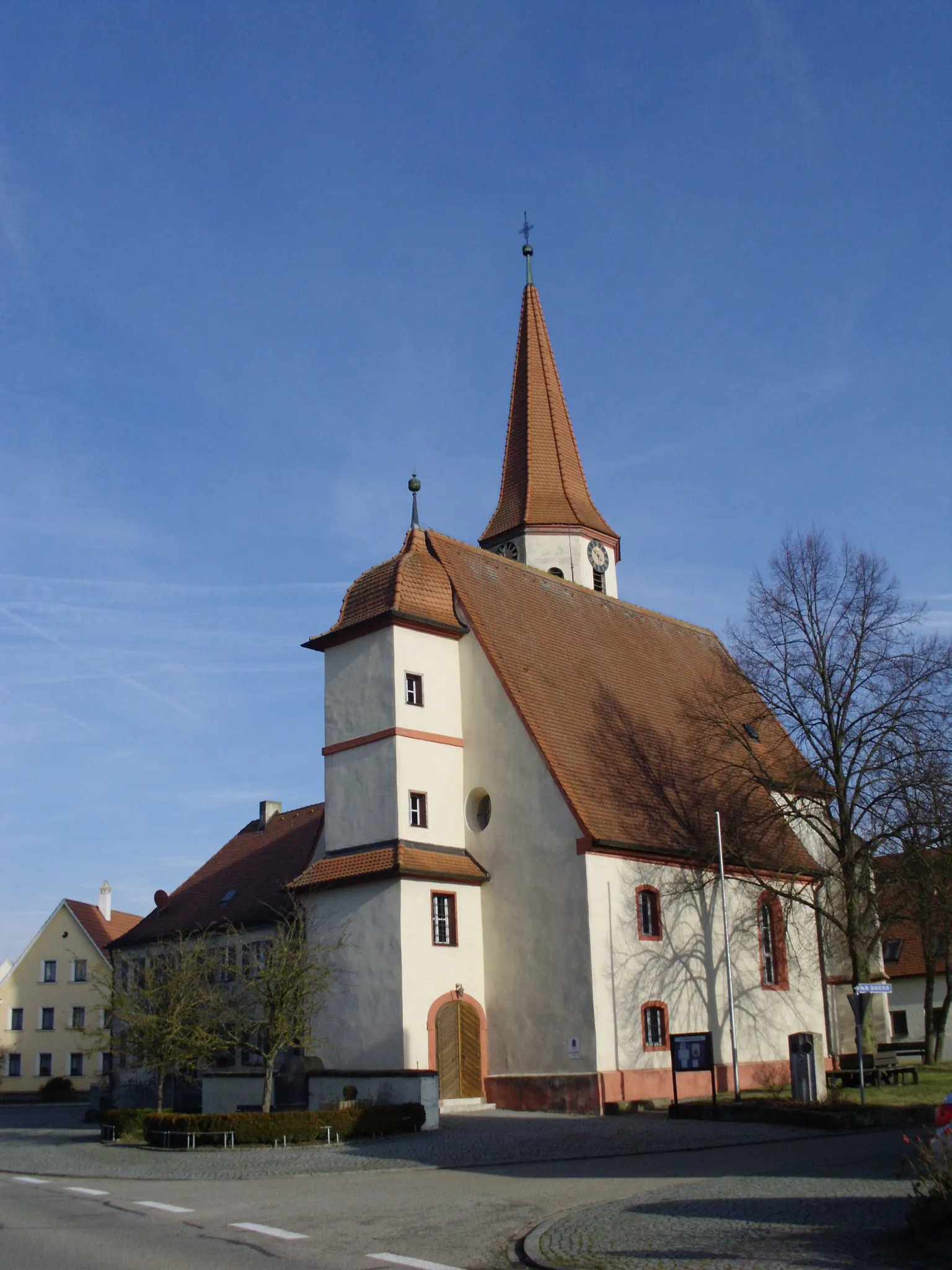 Photo showing: Laubenzedel, Ortsteil von Gunzenhausen im Landkreis Weißenburg-Gunzenhausen (Bayern), Evang.-lutherische PfarrKirche St. Sixtus