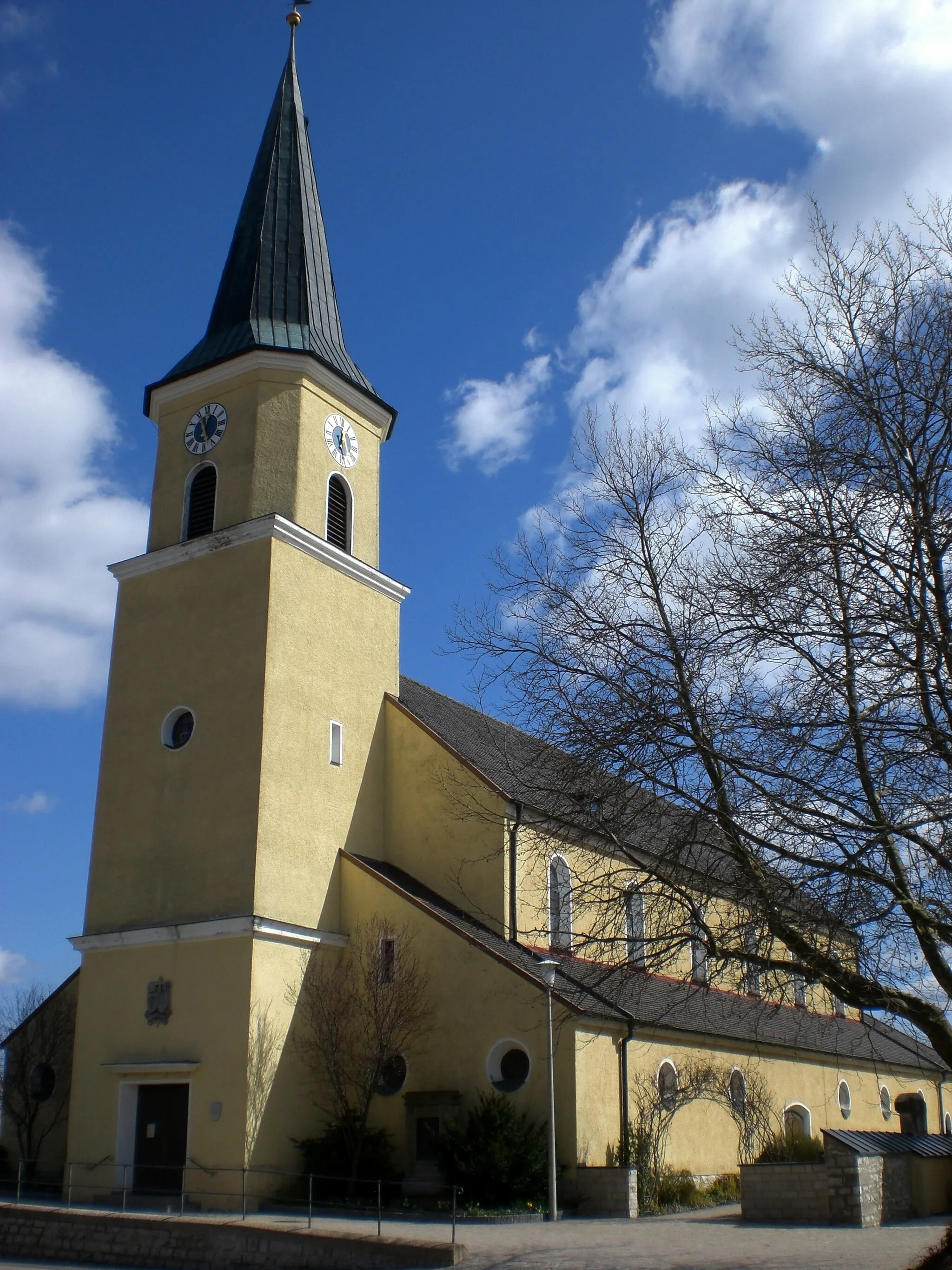 Photo showing: Pölling bei Neumarkt, Kath. Pfarrkirche, St. Martin