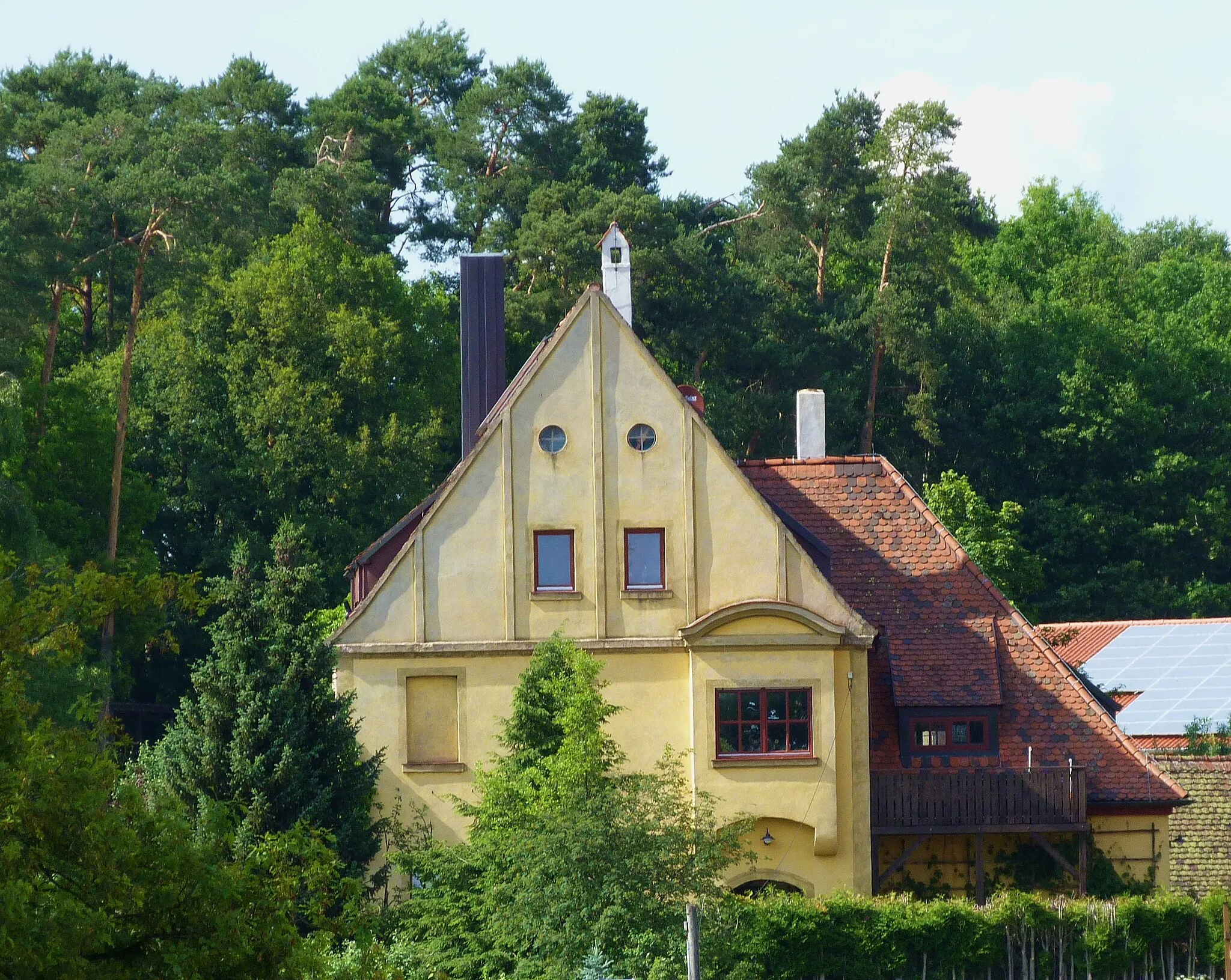 Photo showing: Das alte Schulhaus in Veitsaurach