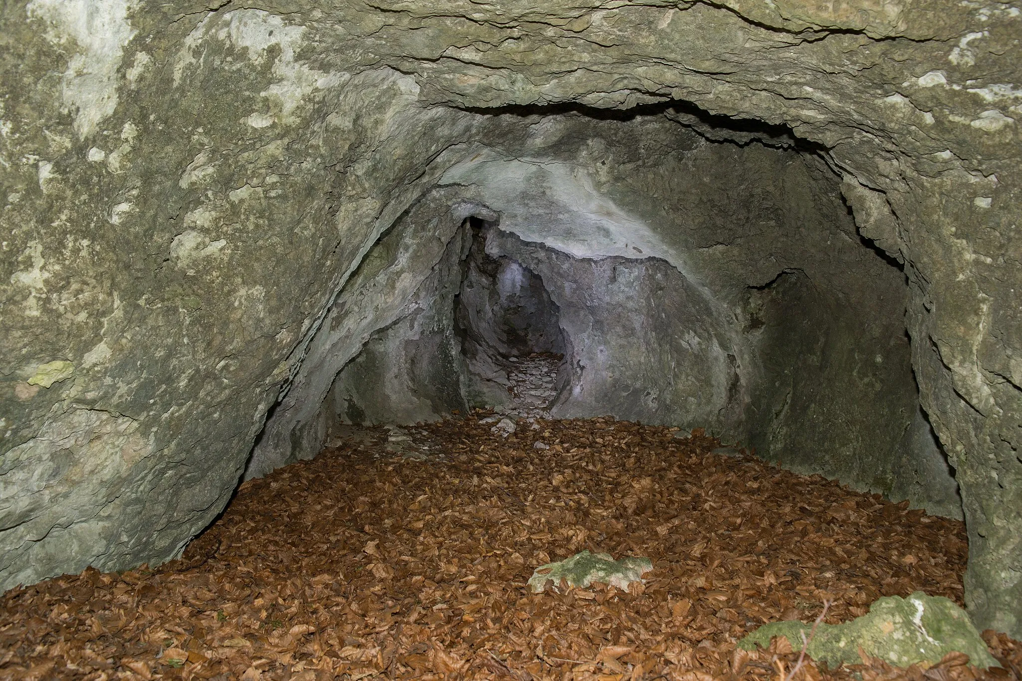Photo showing: Ende der kurzen Höhle