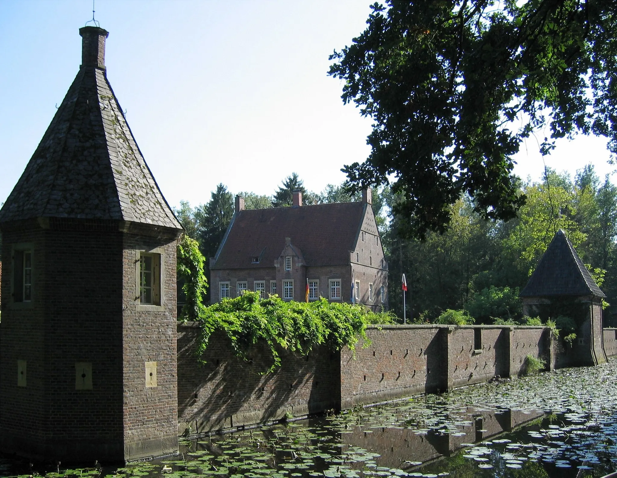 Photo showing: Ansicht von Osten
