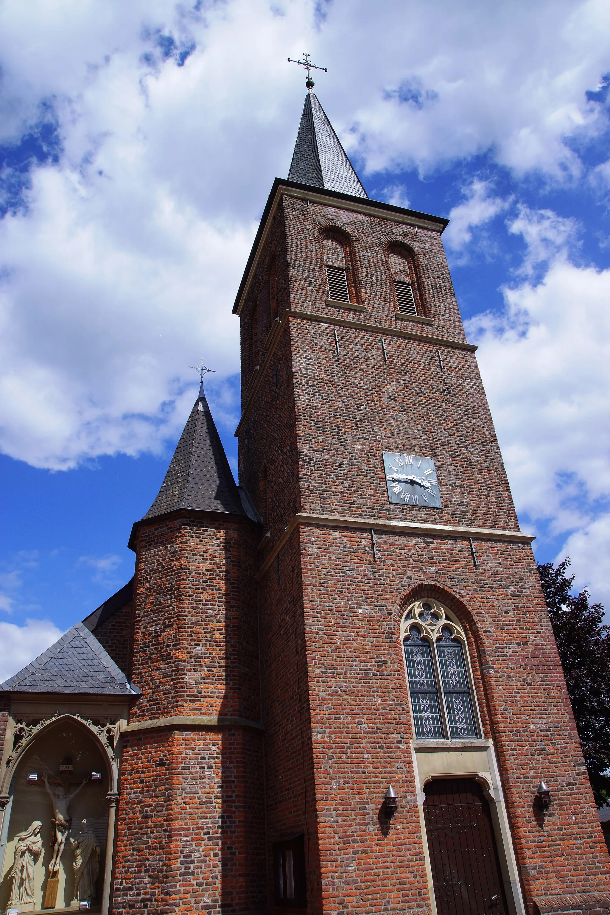 Photo showing: A part of Loikum, Hamminklen - Catholic Church St. Antonius