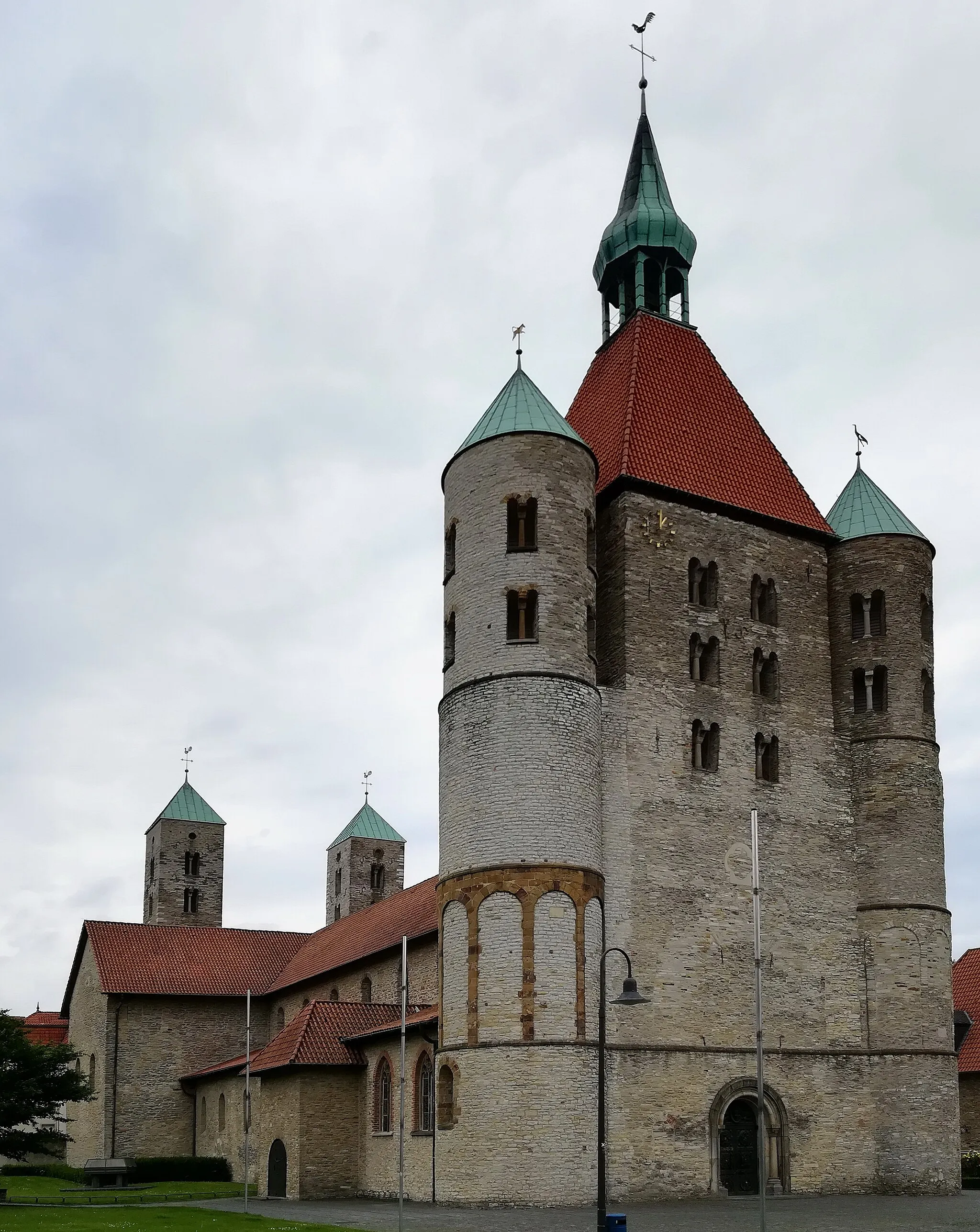 Photo showing: St. Bonifatius ist ein ehemaliges freiweltliches Damenstift mit einer Stiftskirche in Freckenhorst.