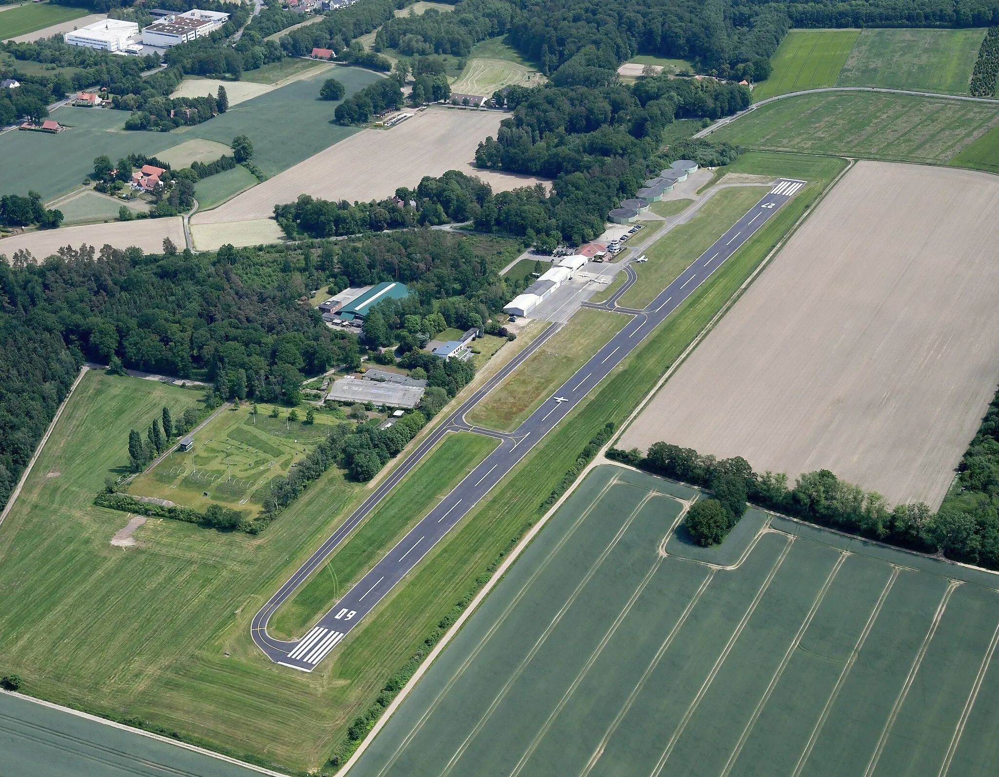 Photo showing: Aerial image of the Osnabrück-Atterheide airfield