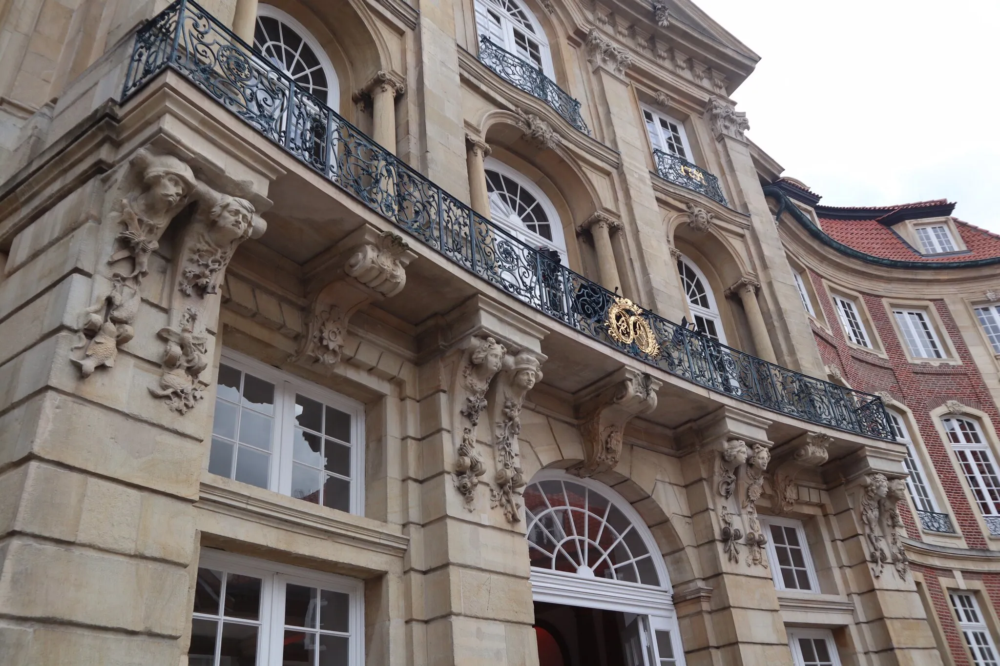 Photo showing: Erbdrostenhof facade