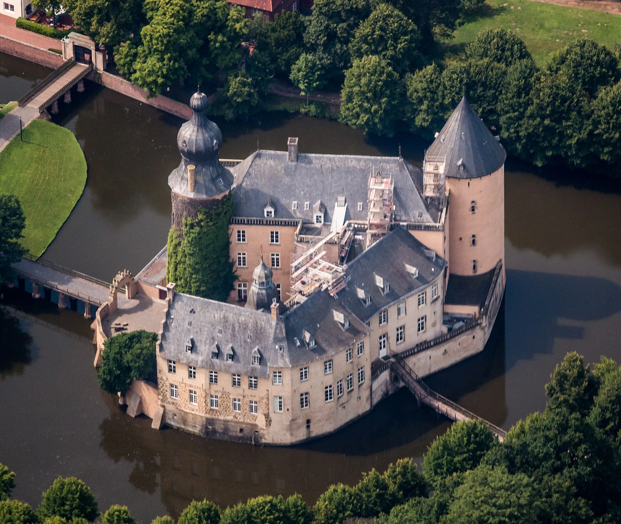 Photo showing: Gemen Water Castle, Borken, North Rhine-Westphalia, Germany