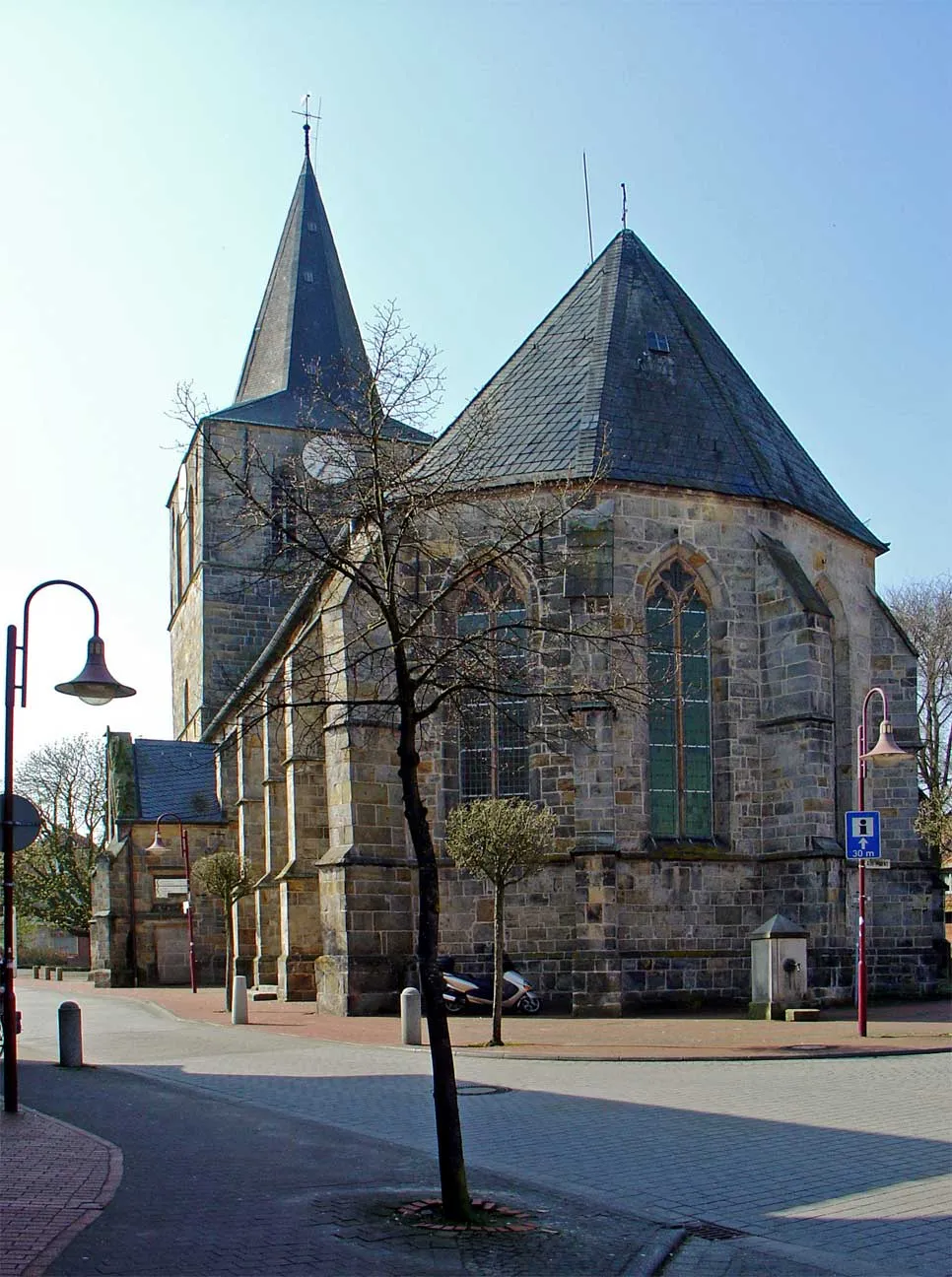 Photo showing: Kerk van Uelsen