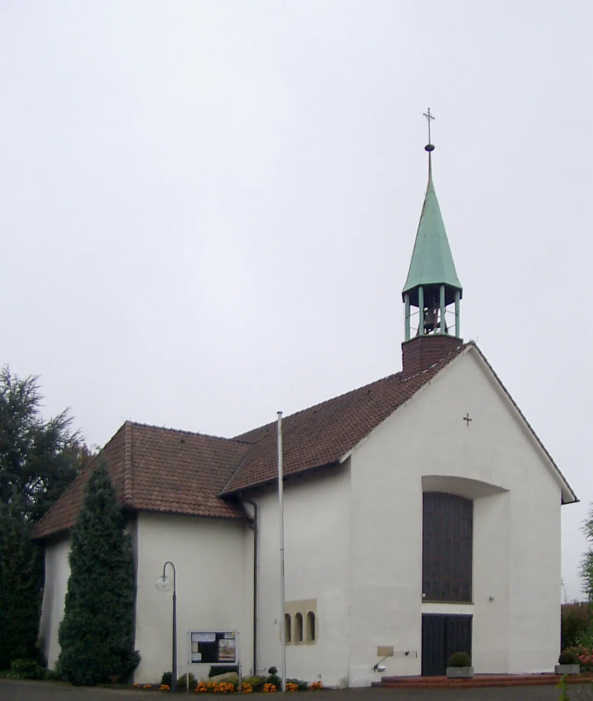 Photo showing: Römisch-katholische Kirche Maria Frieden in Lienen.