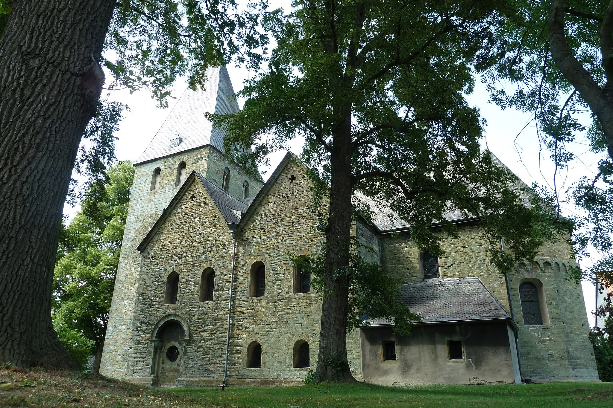 Photo showing: Die evangelische Kirche St. Johannes der Täufer in Bad Sassendorf-Neuengeseke.