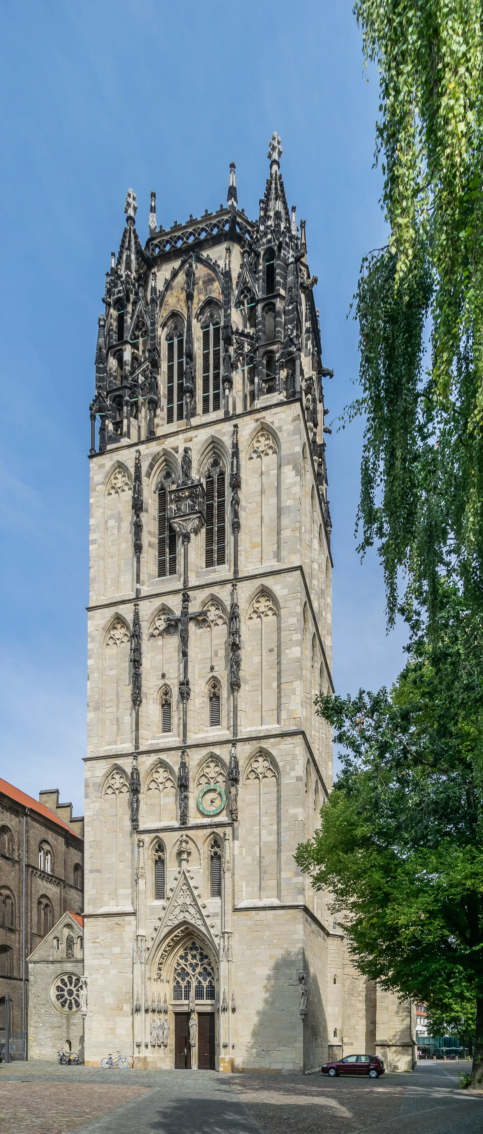 Photo showing: Bell tower of the Überwasserkirche in Münster, North Rhine-Westphalia, Germany